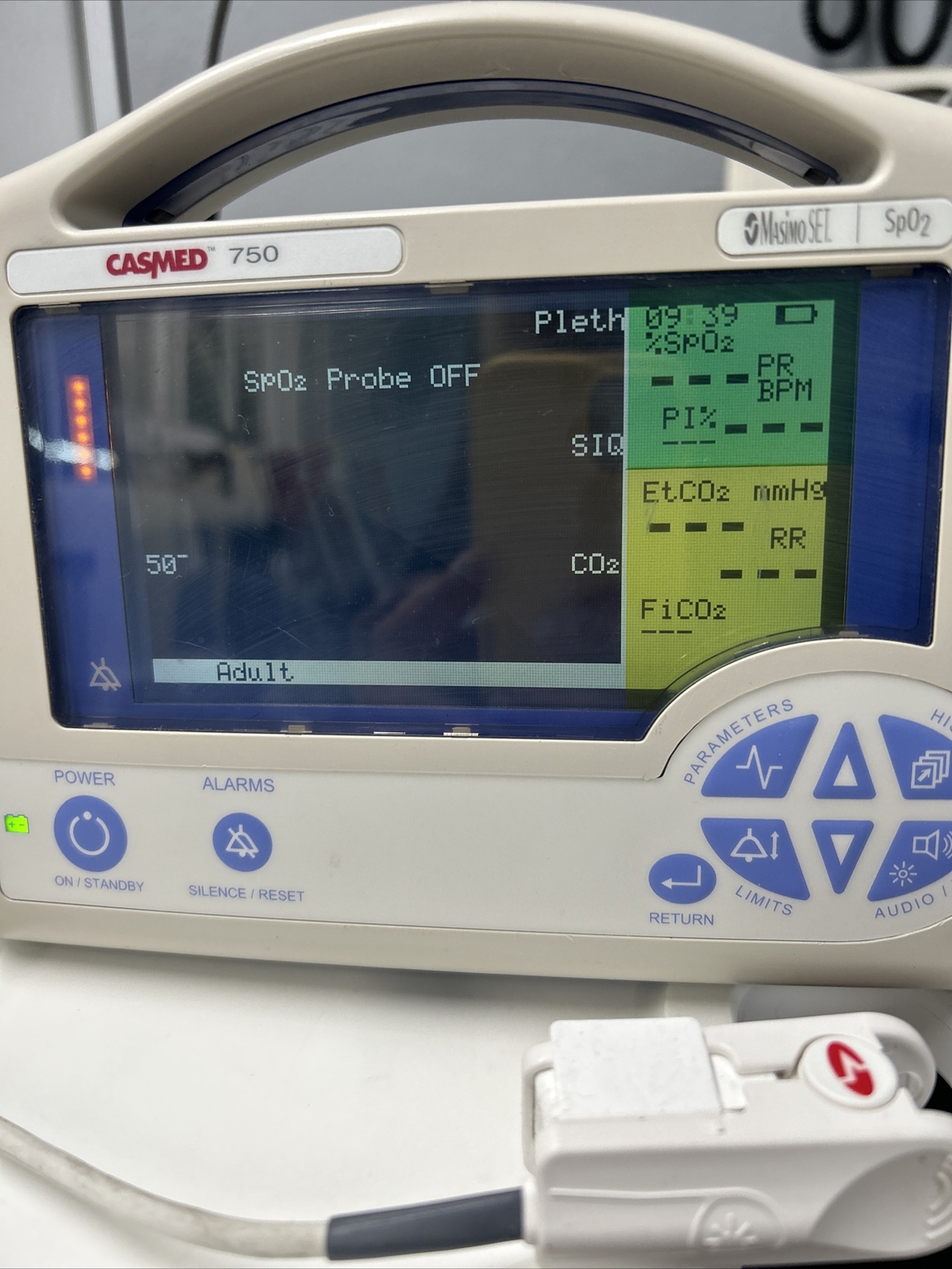 Casmed 750 Masimo Set Capnograph Oximeter portable patient ready
