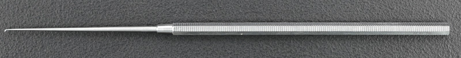 Storz 226810 Round Knife, 1mm Diameter Blade, Angled 45°, 6.25″