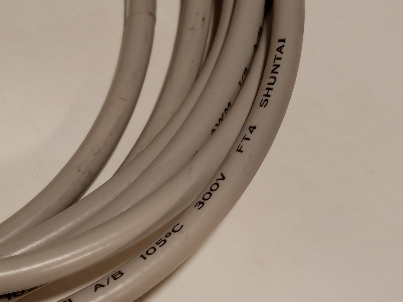 Unbranded 4-Pin Male to Female AWM 2661 Signal Cable 22AWG, 105°C, 300V, E498517