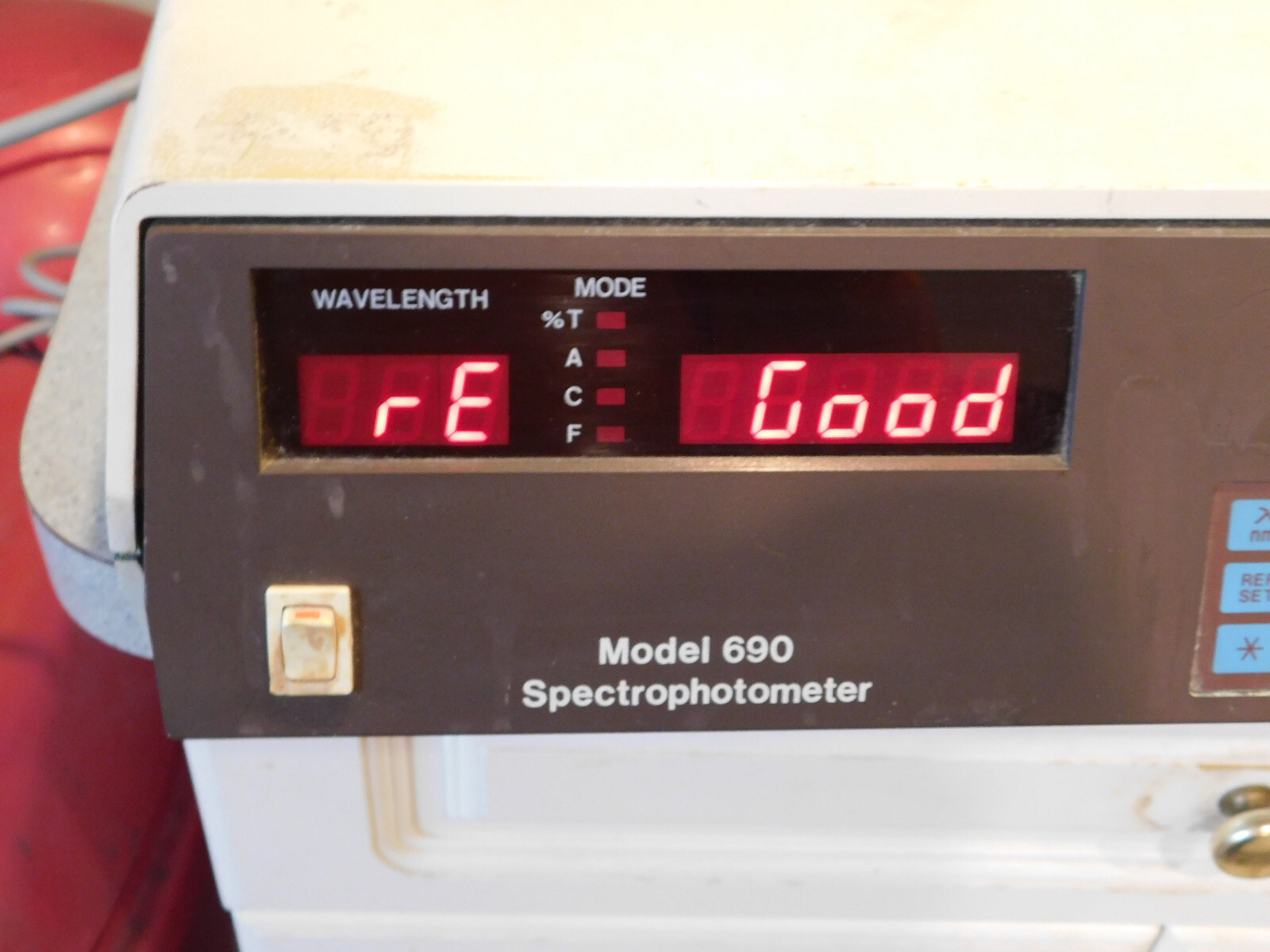 690 Spectrophotometer Sequoia Turner **Guaranteed 60 Days**