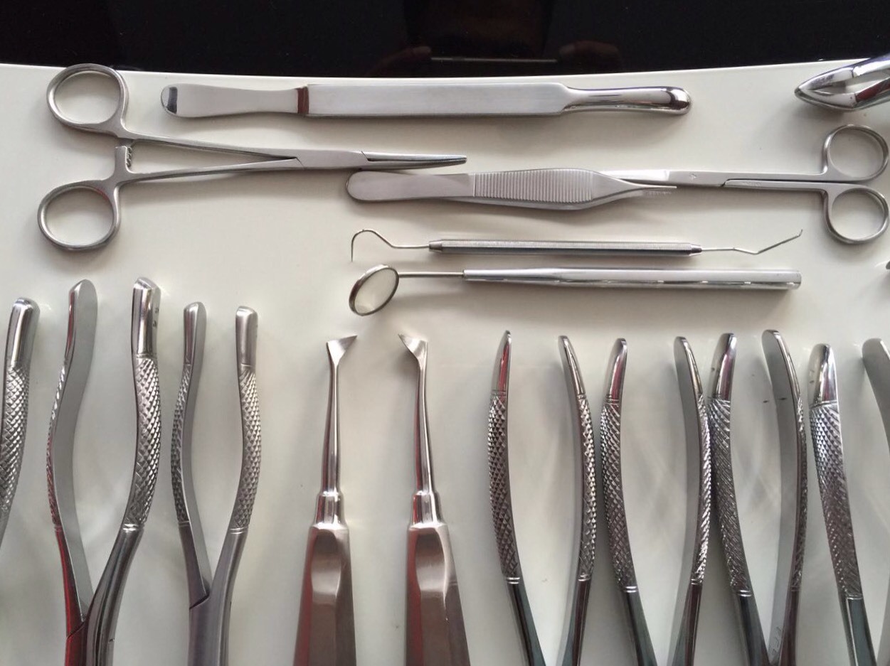 32 Pcs ORAL DENTAL EXTRACTION SURGERY EXTRACTING ELEVATORS FORCEPS INSTRUMENTS