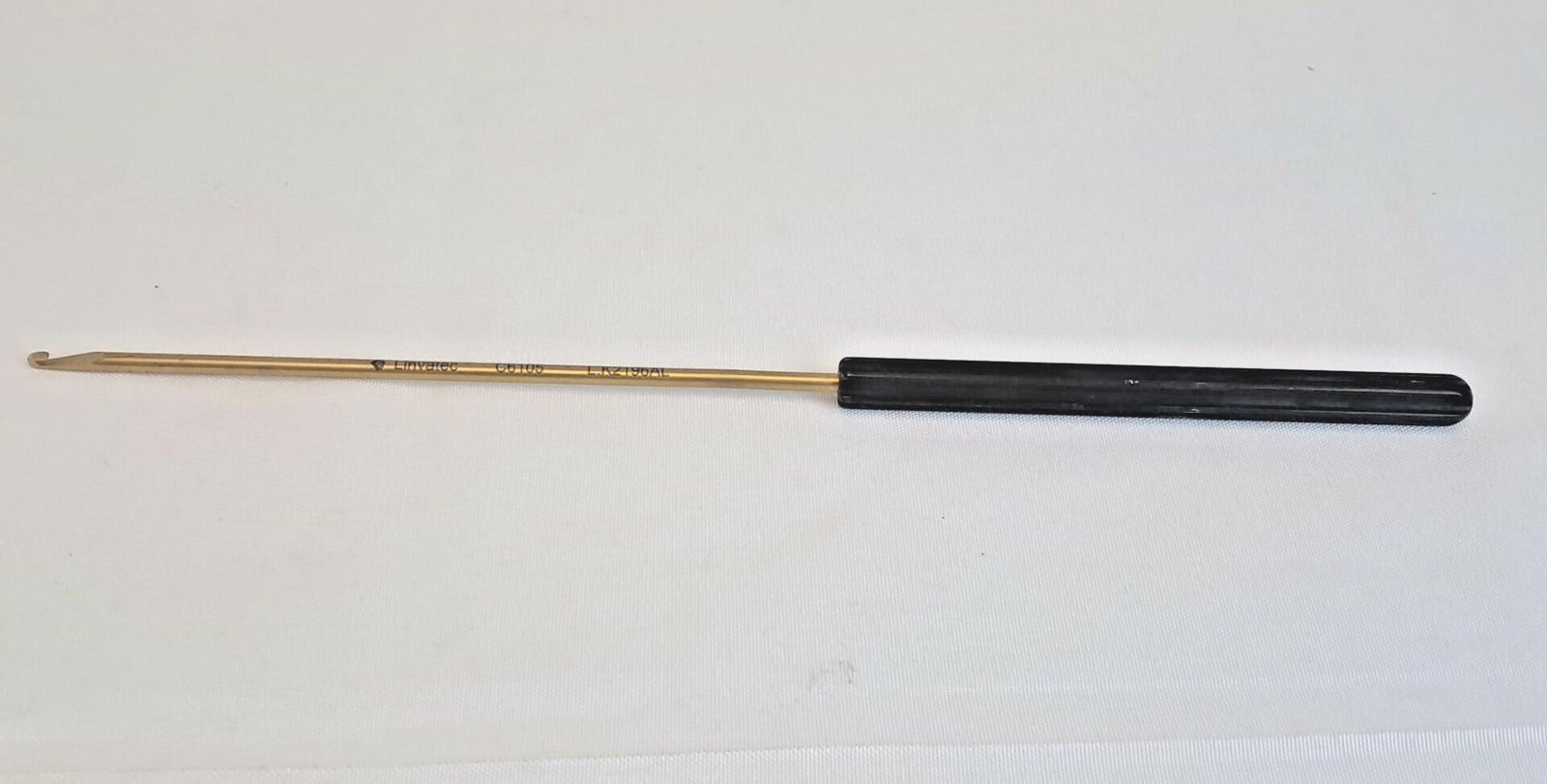 ConMed Linvatec C6105 Revo Crochet Hook