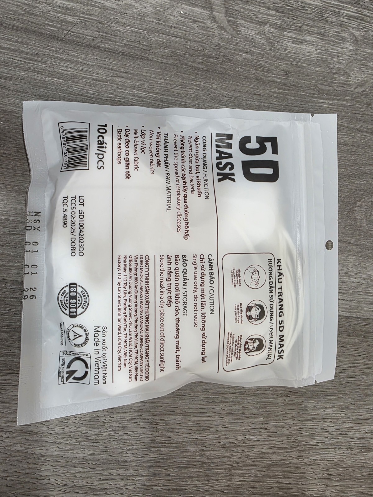 bisou 5D Mask 50pc Disposable Face Masks 50pcs White Made in Vietnam