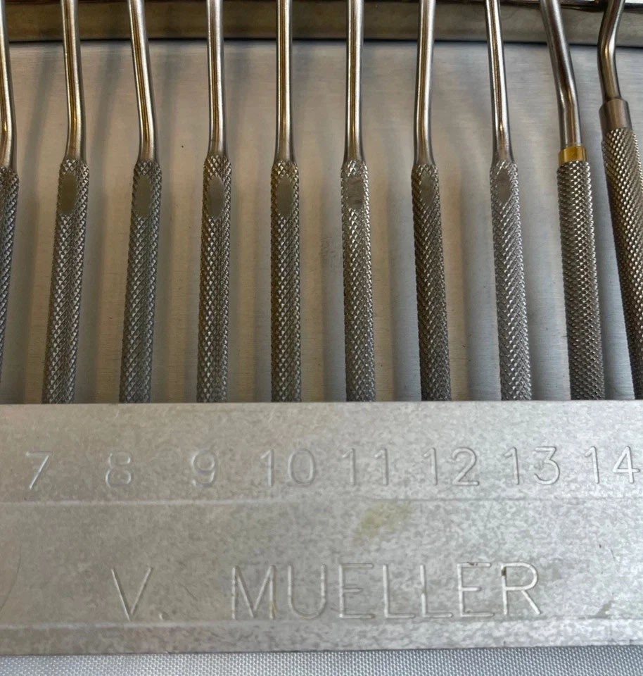 20 Piece V. Mueller Transphenoidal Dissector Instrument Set w/ Case Neurology