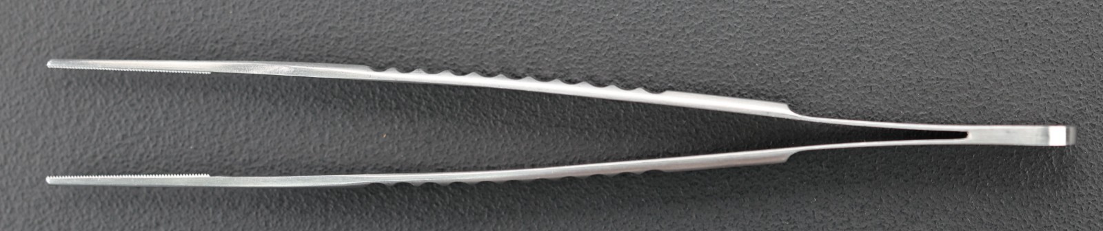 V Mueller CH5893 DeBakey Tissue Forceps, Straight, Delicate Jaws, Serrated, 6″