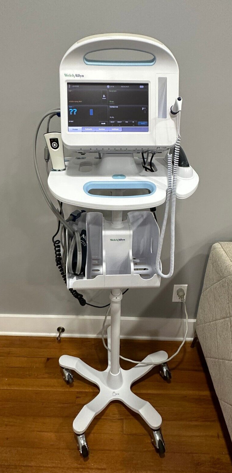 Welch Allyn Connex Vital Sign Monitor 6000 Series, Stand, Nellcor SPO2, NIBP