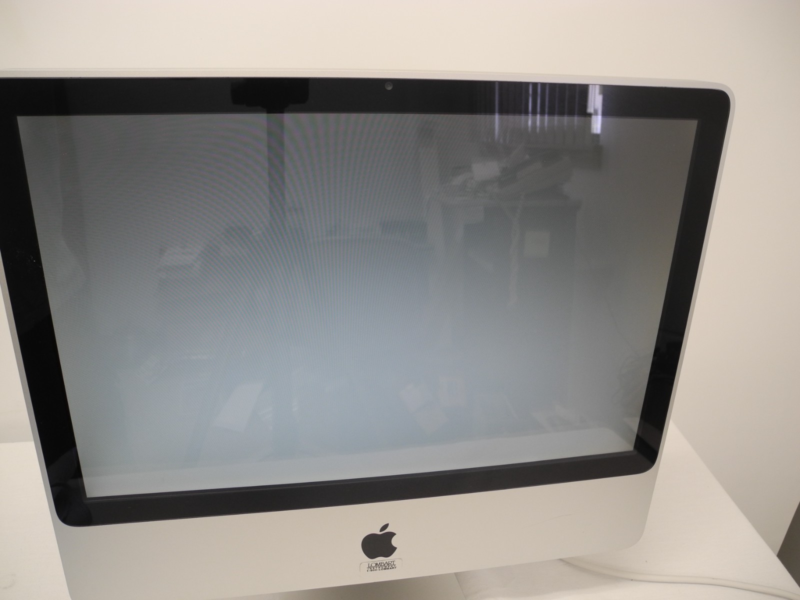 LOMBART APPLE IMAC CVS ACCUITY SYSTEM A1224 WITH STAND & MOUNTING BRACKET IN PIC