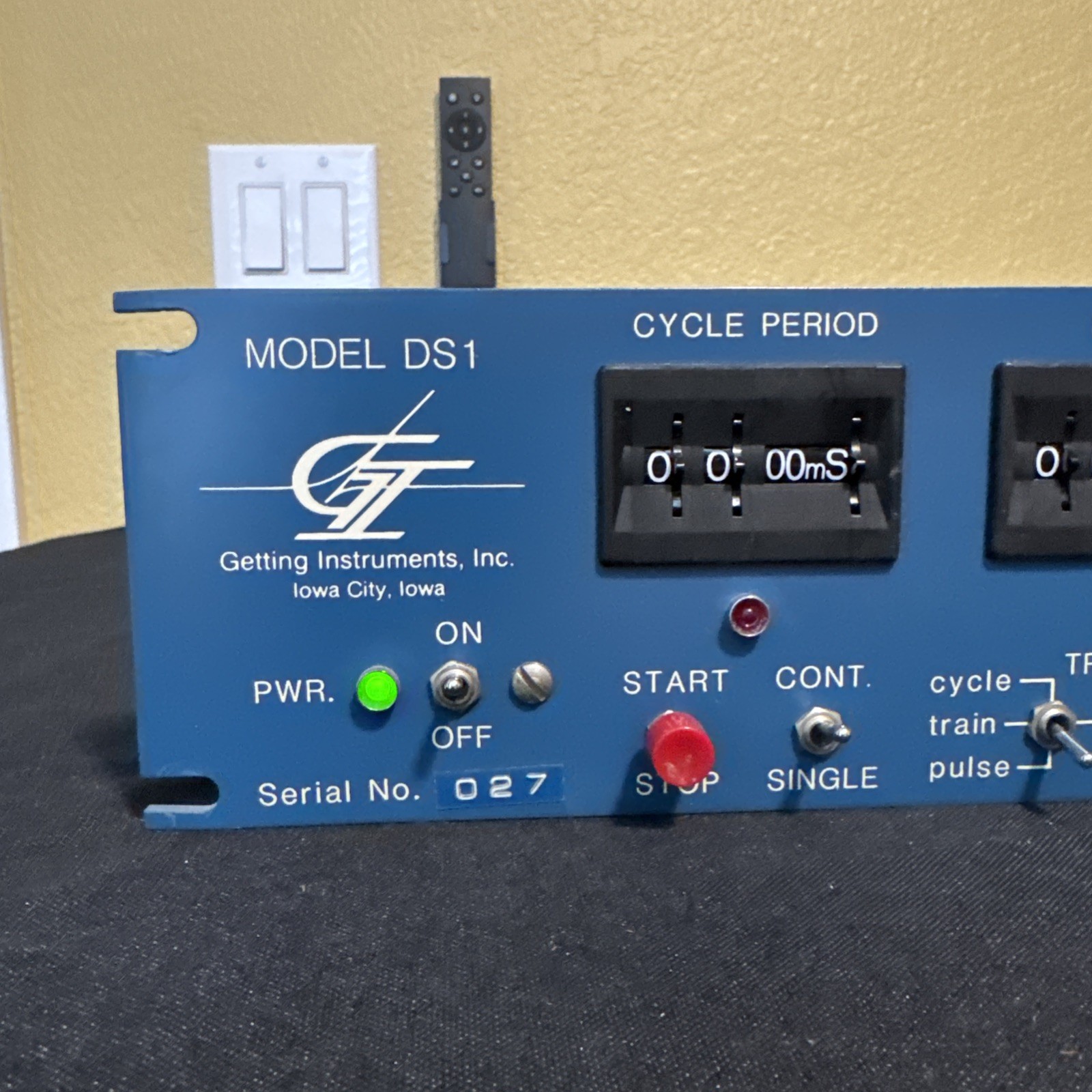 GETTING MICROELECTRODE MODEL DS1