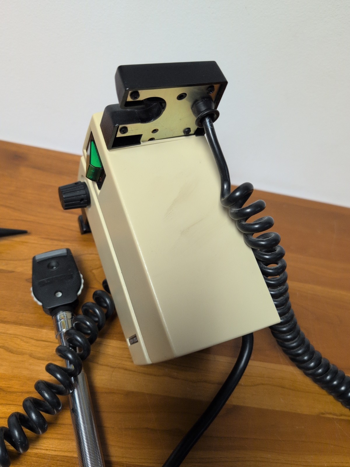 WELCH ALLYN 74710 SERIES WALL TRANSFORMER 120V-60Hz & KleenSpec Plus Dispenser