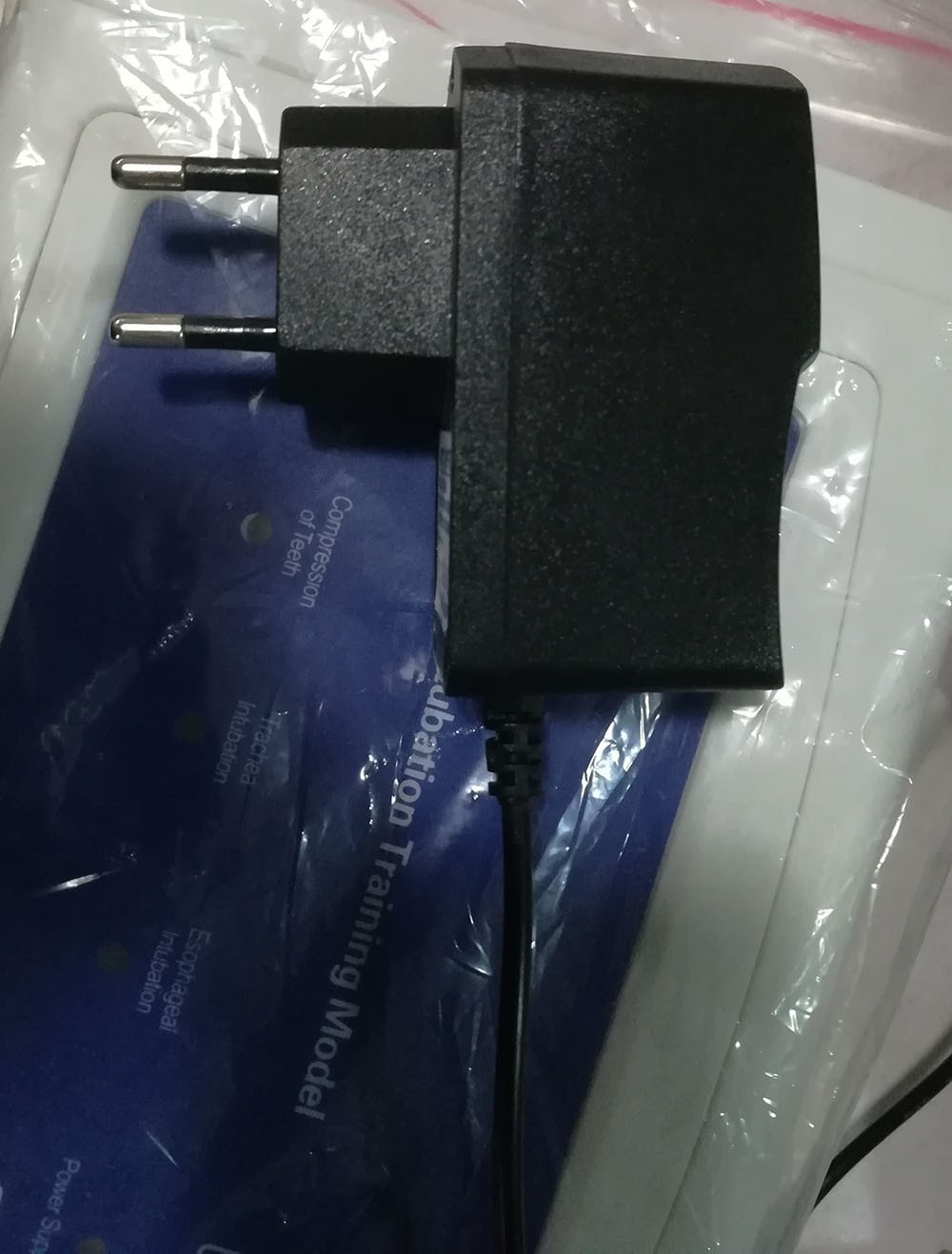 Electronic Model for Endotracheal Intubation Training and Teaching 110V-220V