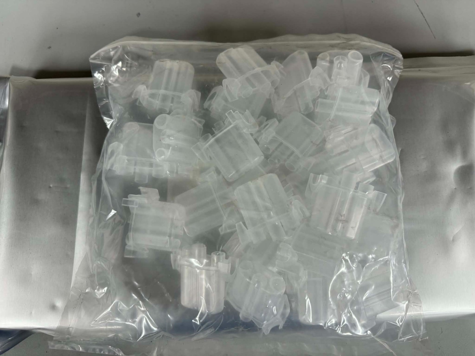 QIAGEN 990394 Rotor Adapters/Elution Tubes 1.5ML 1 bag 24 for QIAcube