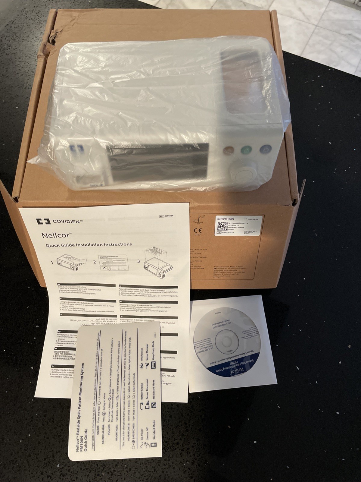 Covidien Nellcor PM100N SpO2 Bedside System No Power Cord Included