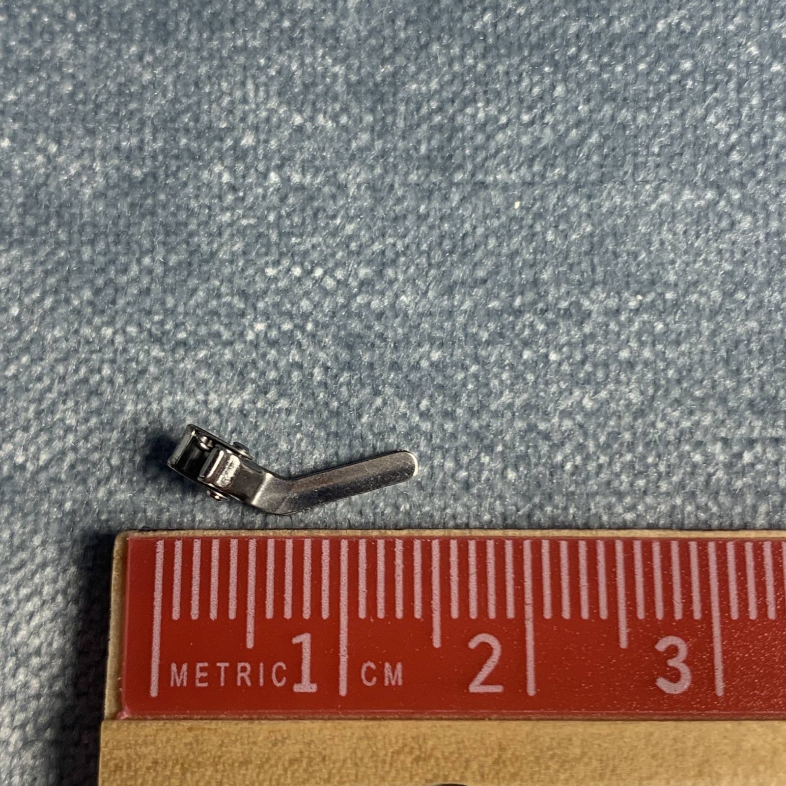 Microvascular Clamp Angled Serrated Unbranded