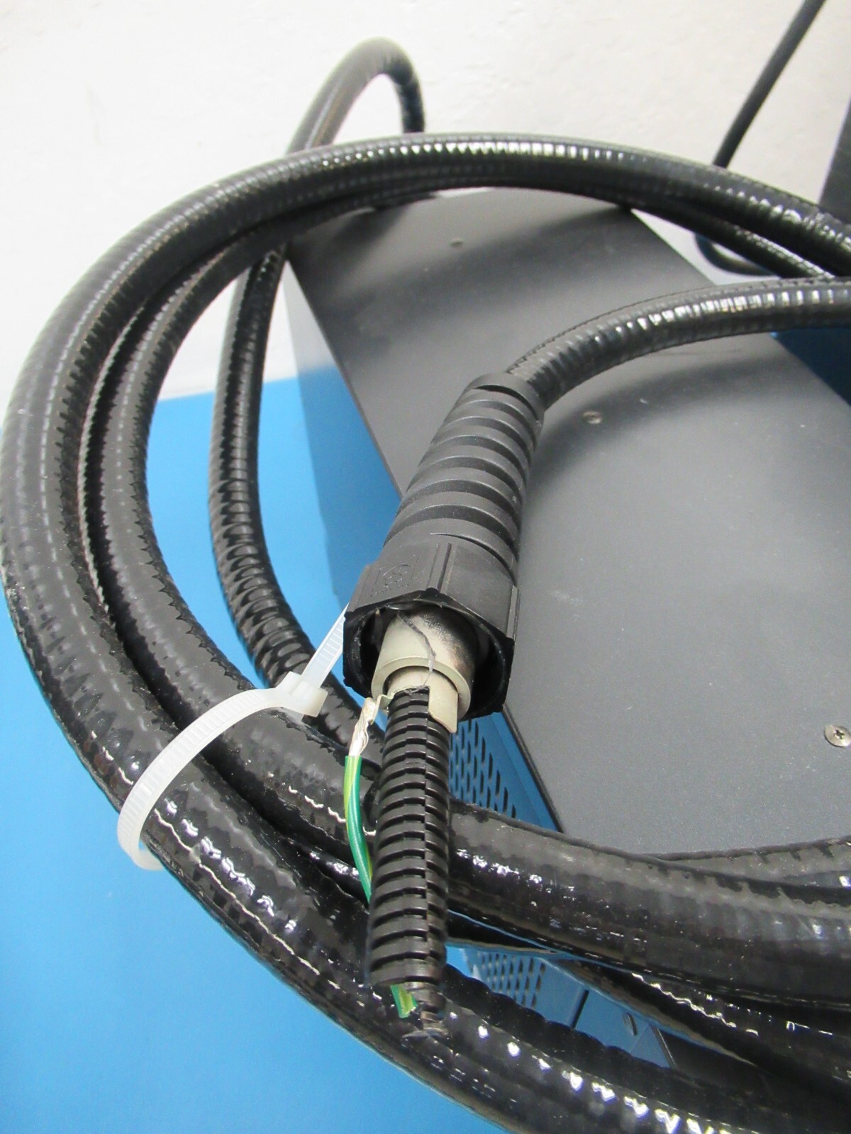 Keyence MD-V9920F 3-Axis YVO4 Laser Marker (For Parts)