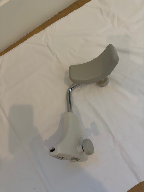**273*** Siemens Axiom Iconos R200 Leg Rest P/N 09815739