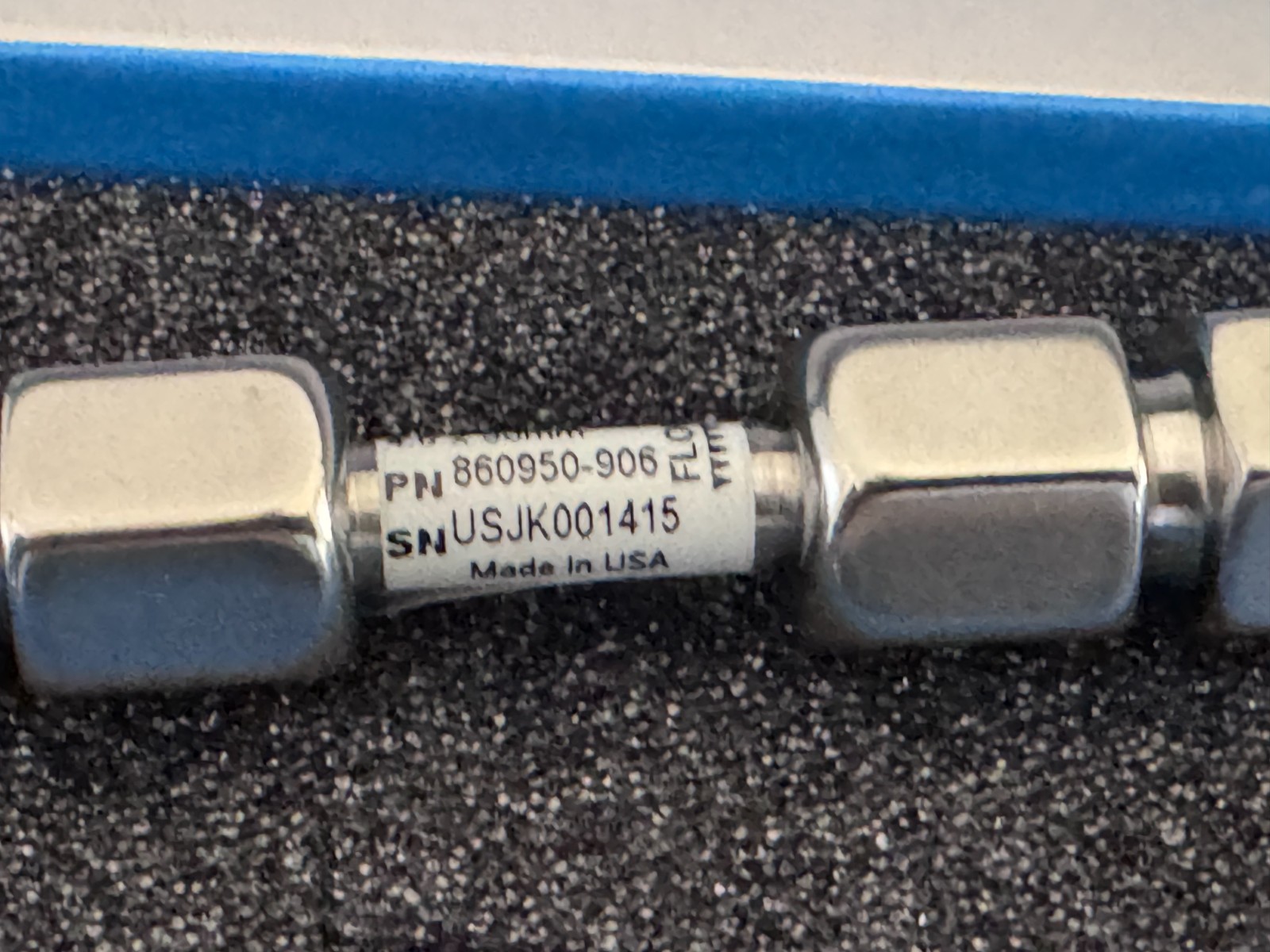 AGILENT TECHNOLOGIES HPLC COULMN 860950-906 ZOBRAX 30NARROW-BORE 300-C8 2.1×150