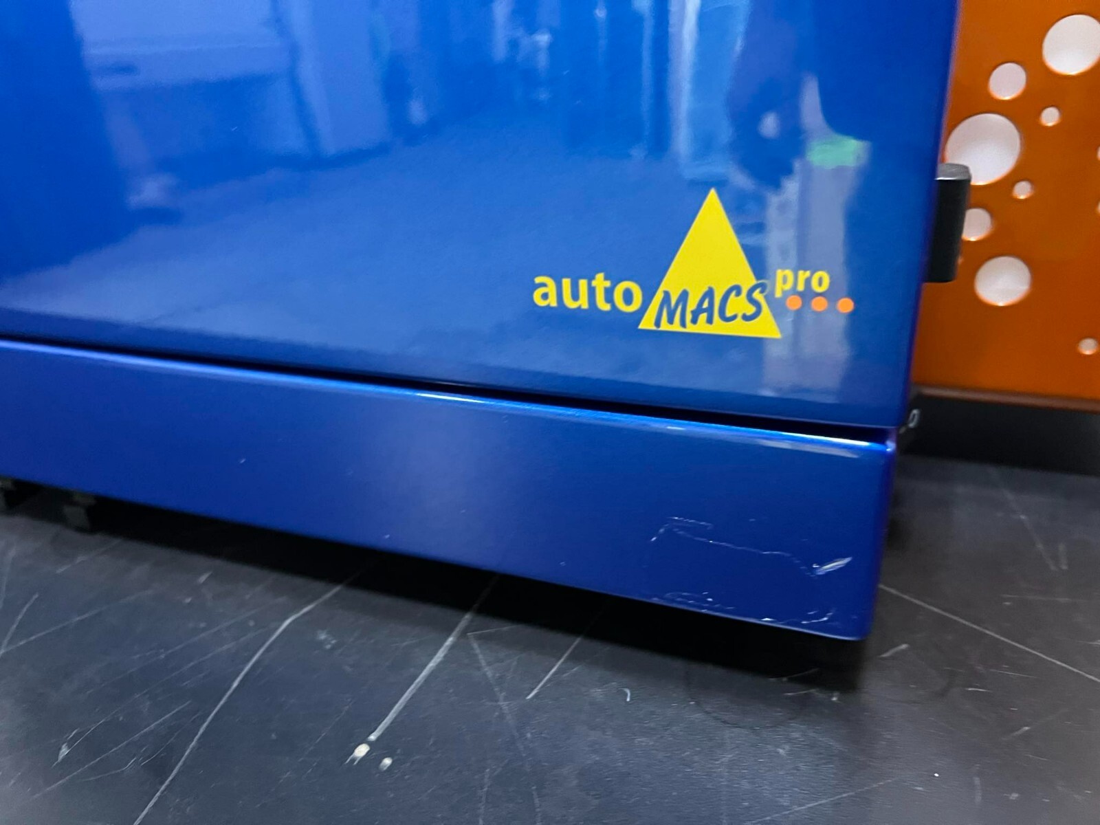 Miltenyi Biotec autoMACS Pro Separator MACS 130-092-545 w/MiniSampler Automated