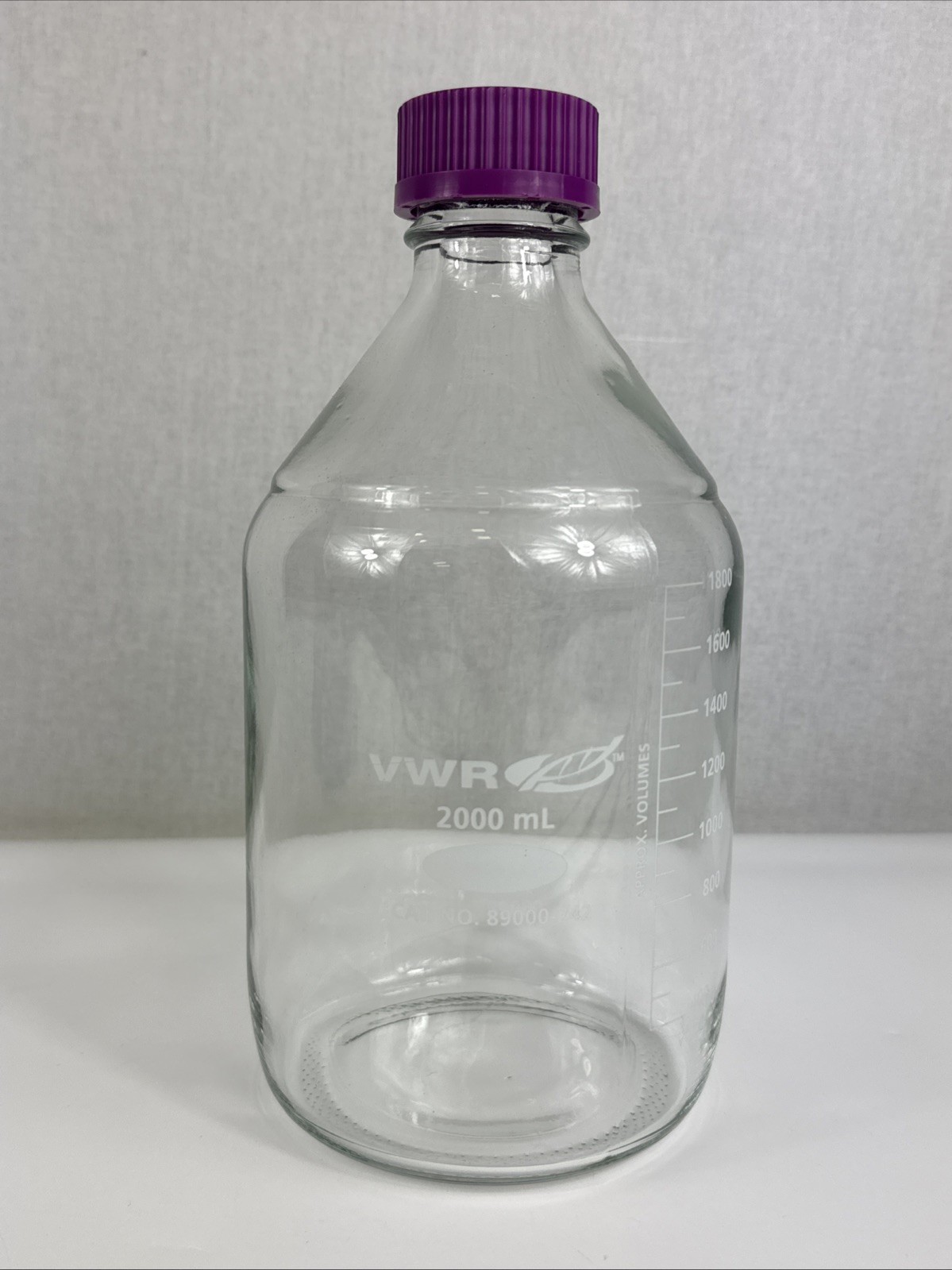 VWR NO. 89000-242 2000mL GL45 Round Media Storage Bottle Flask Culture