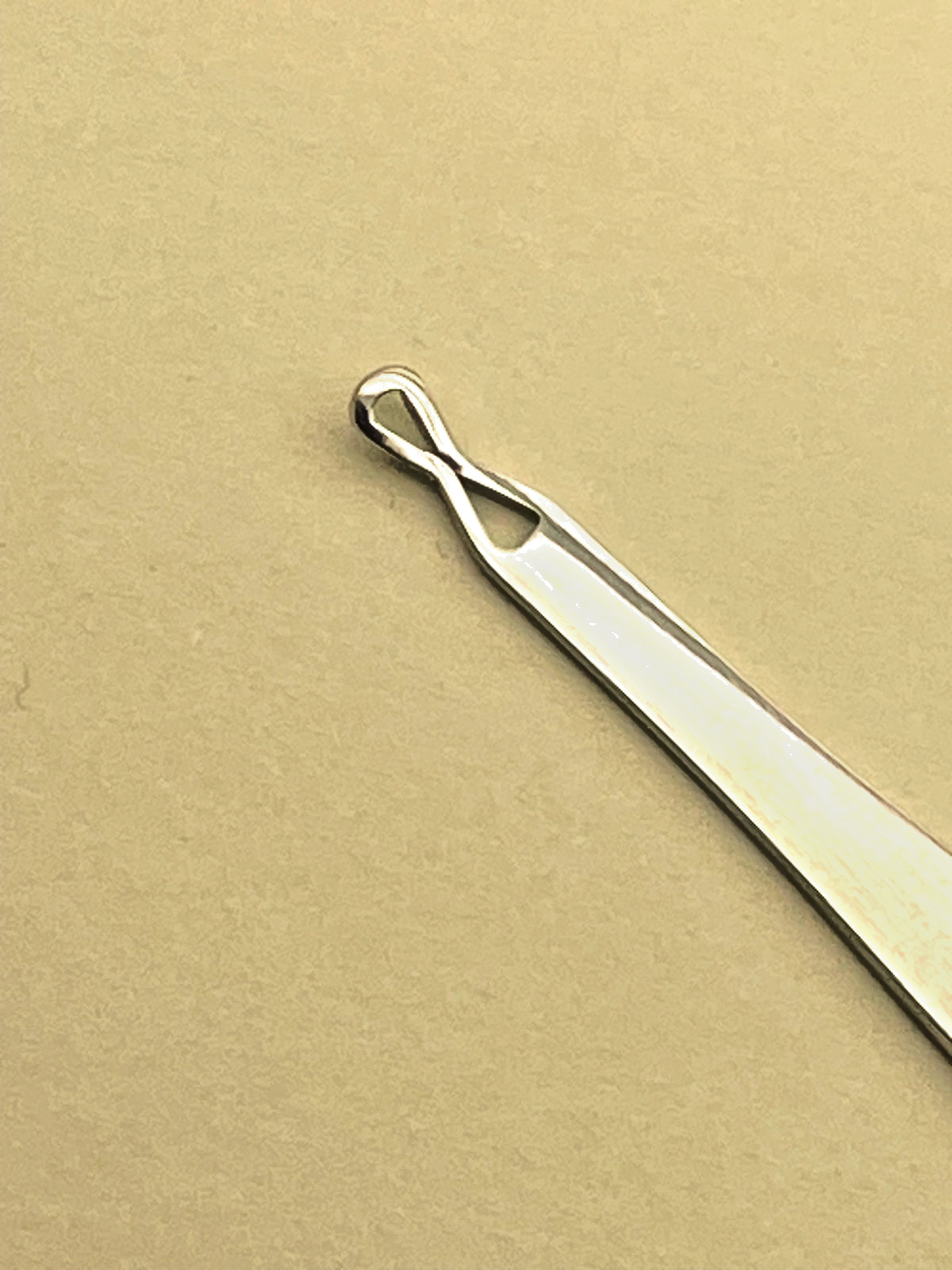 Schamberg Comedone Extractor, 3.75″ Standard Pattern Crimped Extra Fine Loops