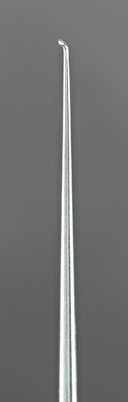 Storz 226810 Round Knife, 1mm Diameter Blade, Angled 45°, 6.25″