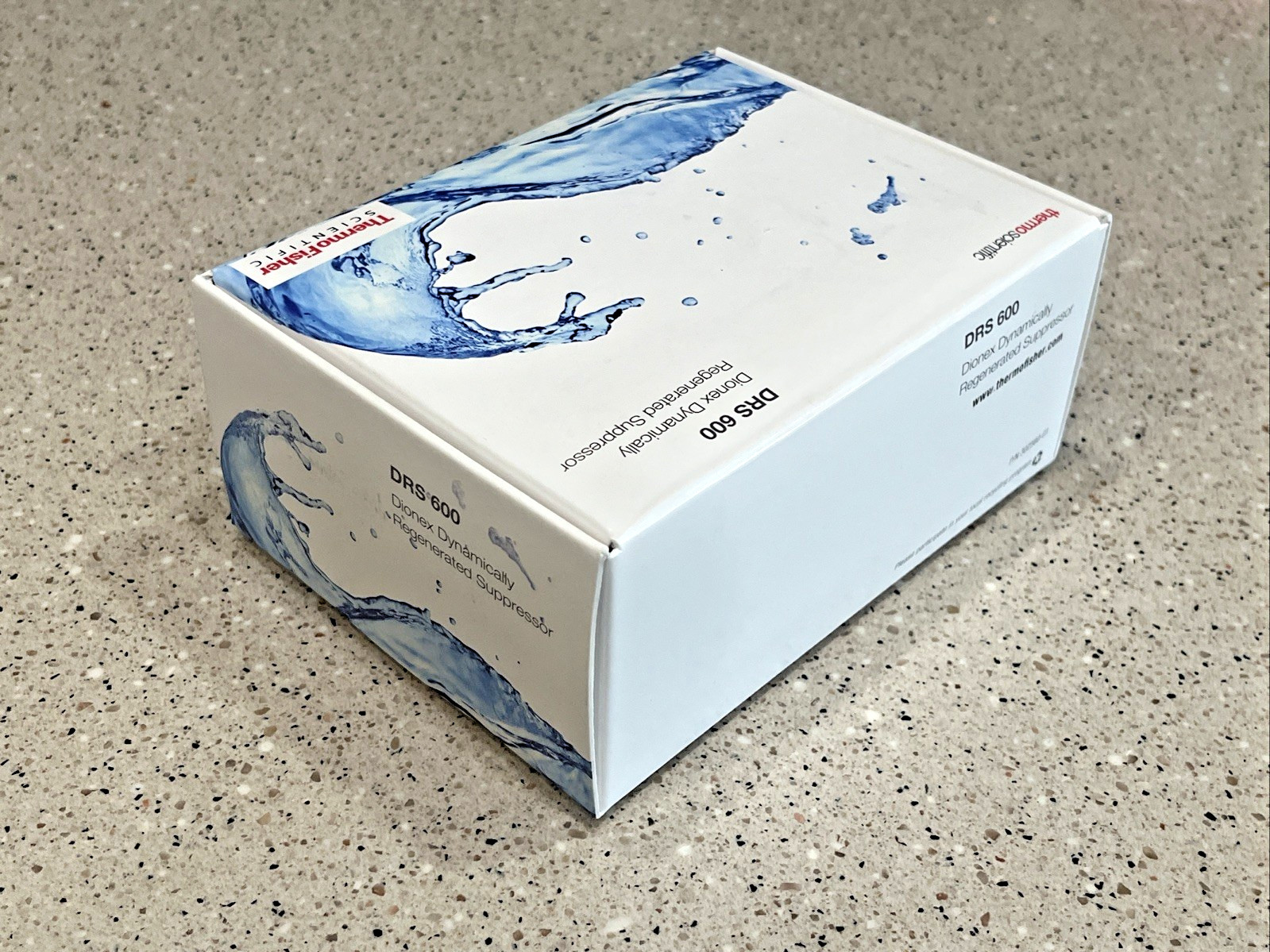 Thermo Fisher 088667 ADRS 600 2mm RFIC Dionex Suppressor *NEW IN BOX**US SELLER*