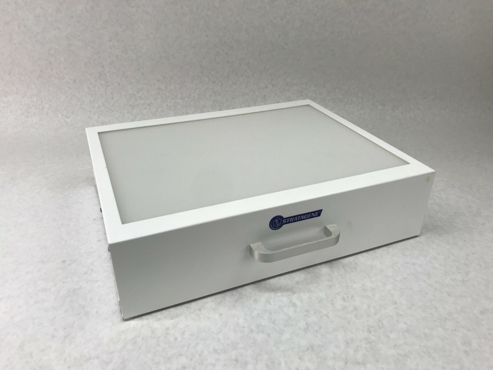 Stratagene 400510 White Light Box 120 VAC 0.5A 60 Hz – Tested