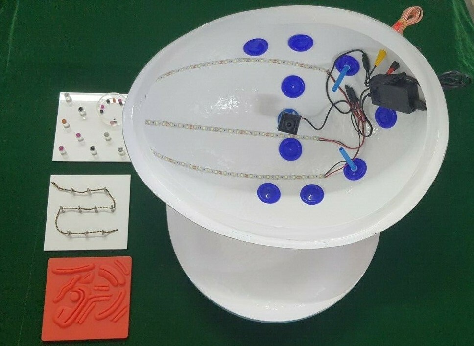Laparoscopic Pelvic-Trainer with 5 Basic Instruments with 3 practice materials