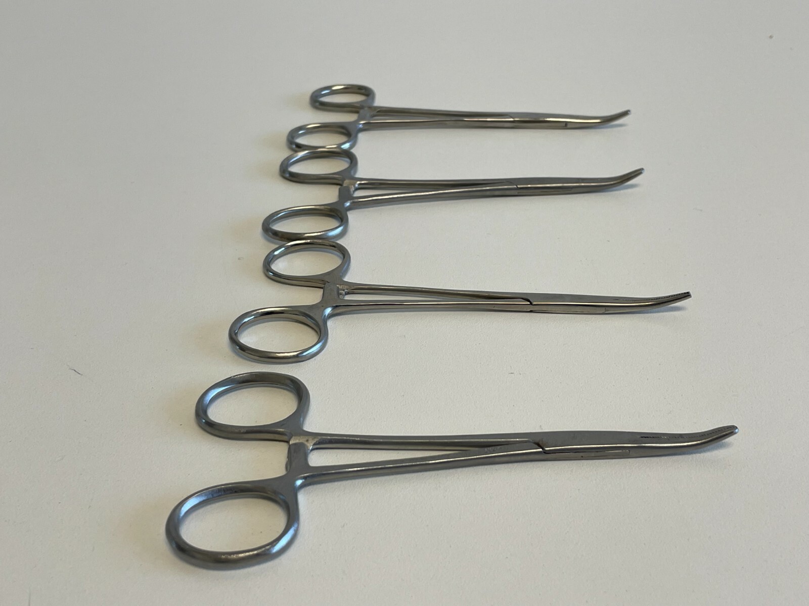 AA7: Lot of 13 Surgical Unbranded Instruments – See pics