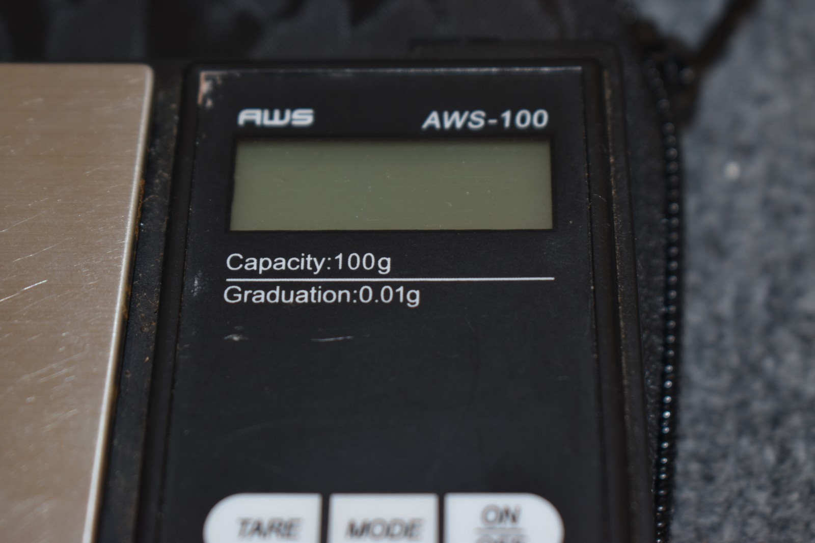 Gram Scales x2, one to 1/1000 gram to 20 grams and one to 1/100 to 100 grams