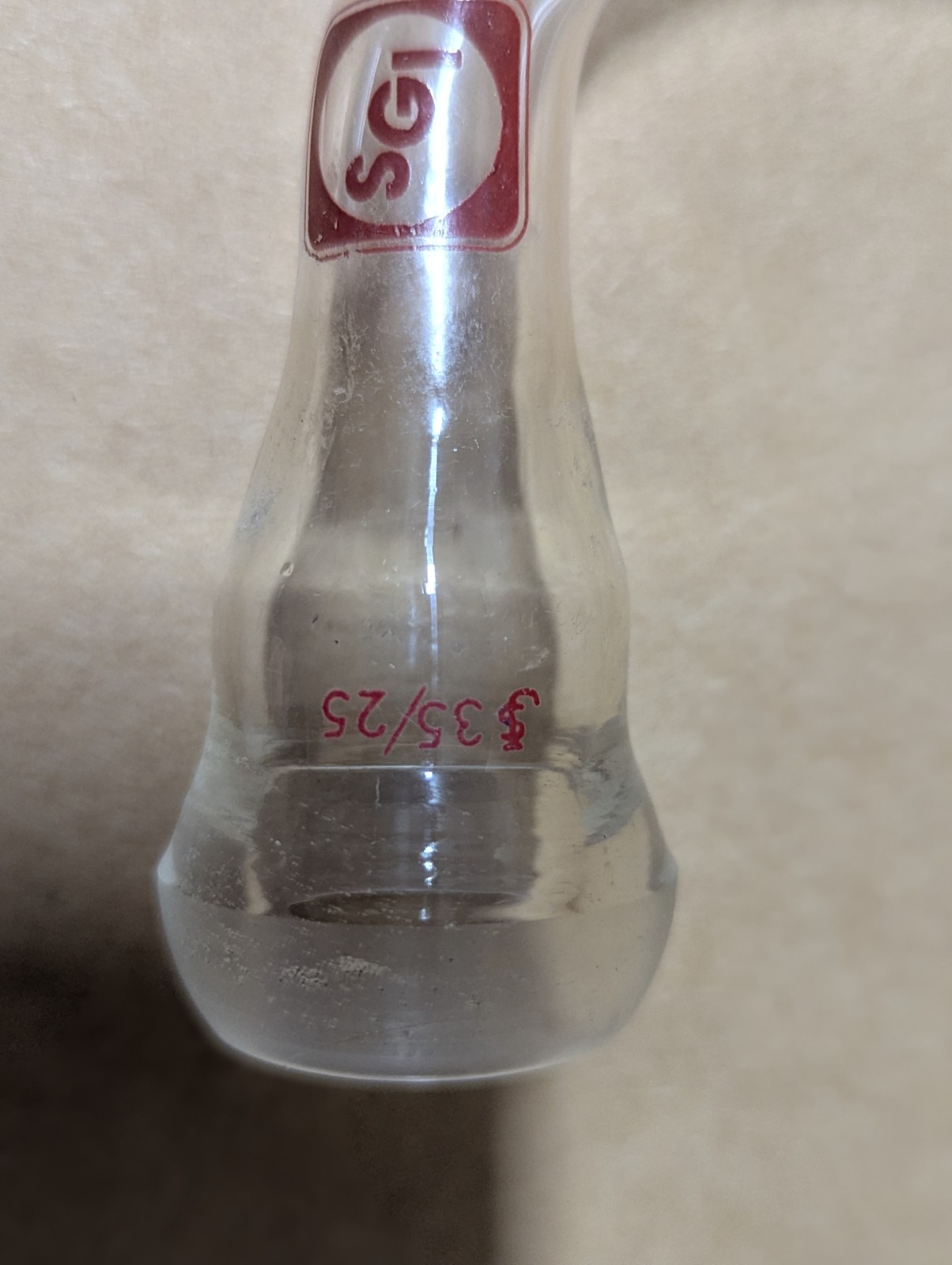 Glass Adapter 90 Degree Angle. 28/15 male ball joint to 35/25 male ball joint