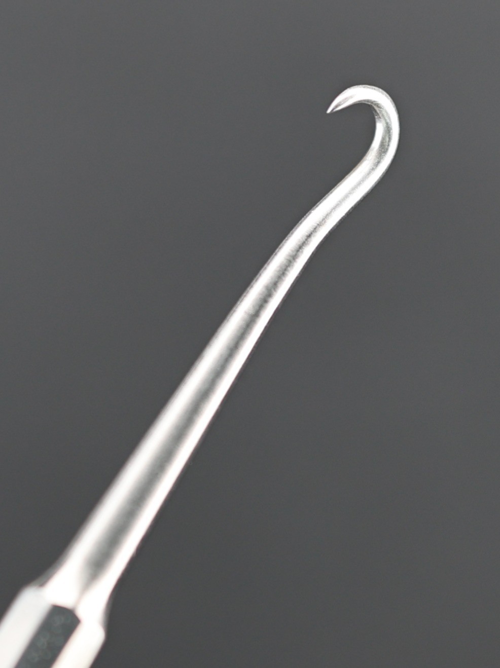 Bausch + Lomb N5137 Louisville Bone Hook, Sharp, Straight, 5.75″