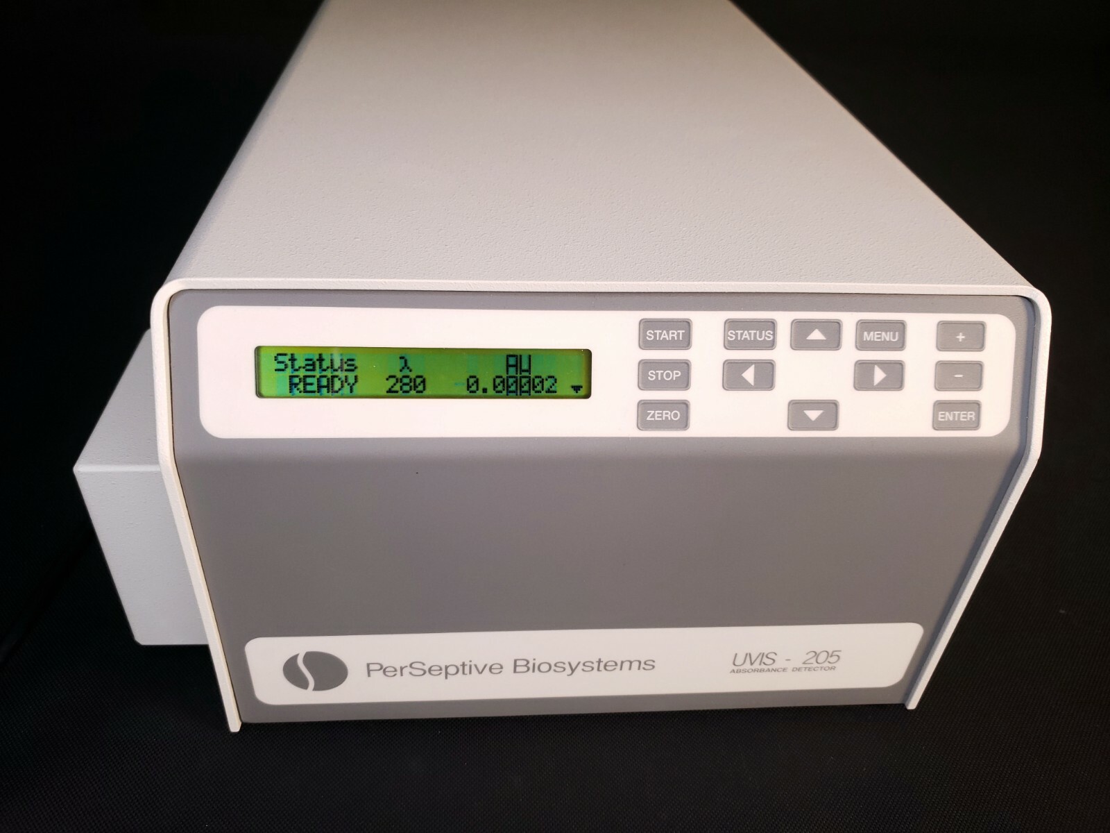 PerSeptive Biosystems UVIS-205 Absorbance Detector 5-1085-05 – TESTED 500 HOURS