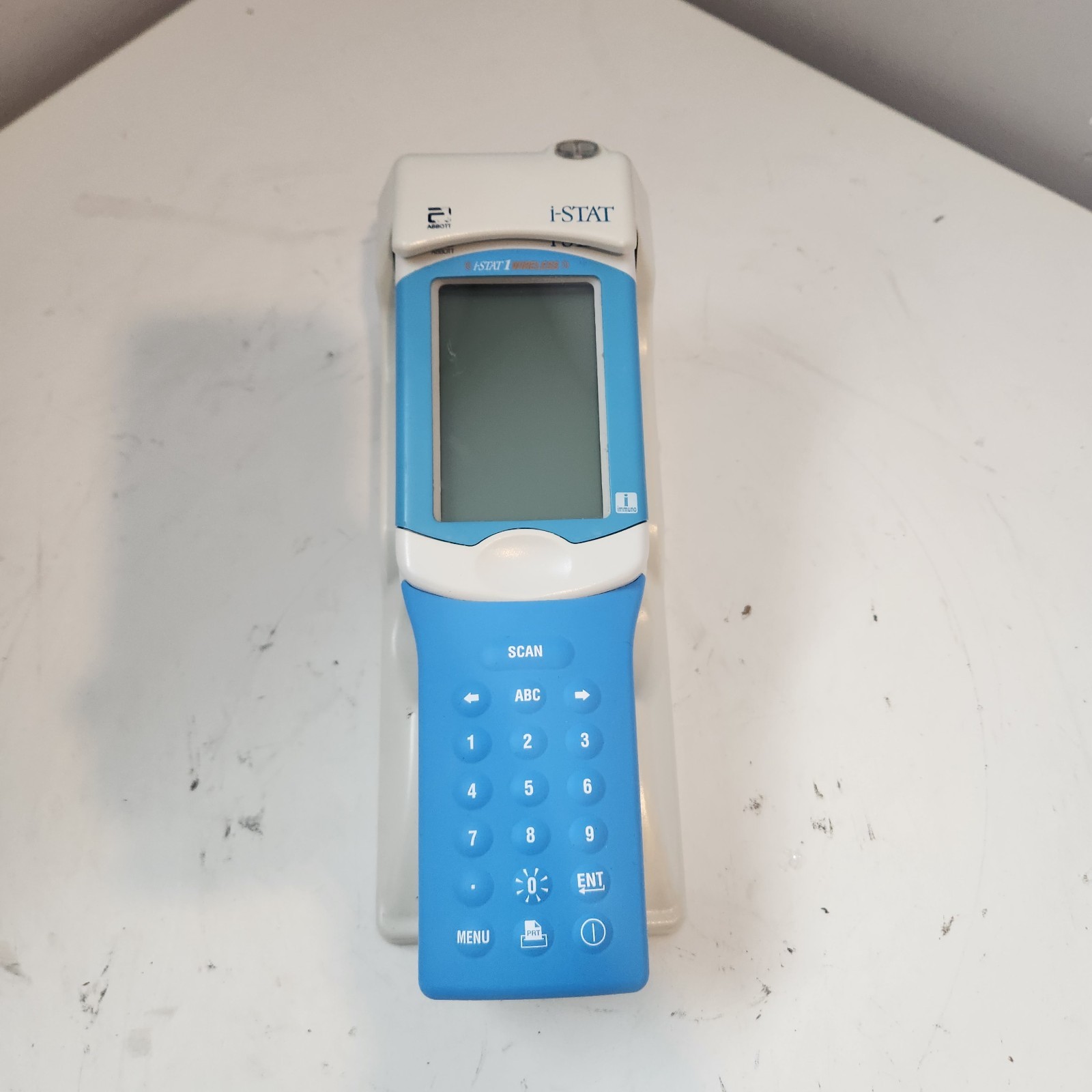 Abbott i-STAT 1 300W Wireless Handheld Analyzer w/ Downloader Recharger NO BATTO