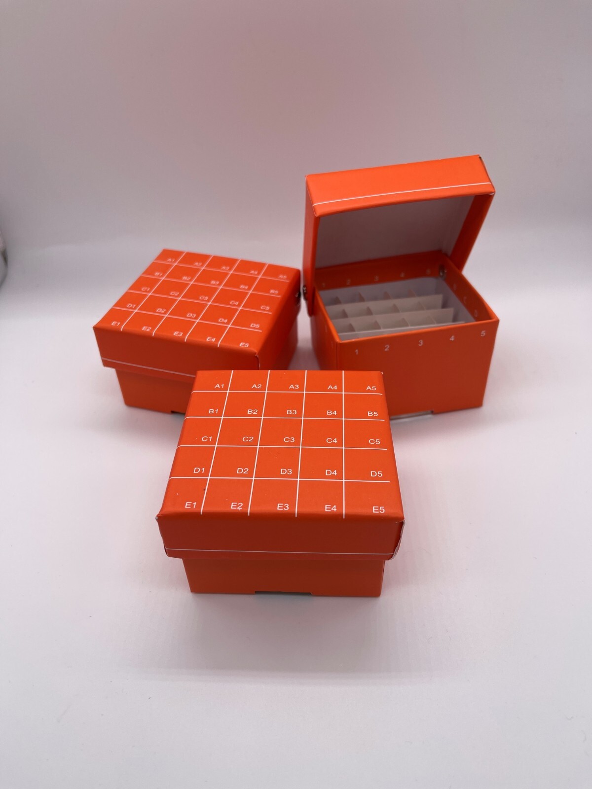 Cryo/Freezer Box 25 Tube with attached Lid (pack of 10)