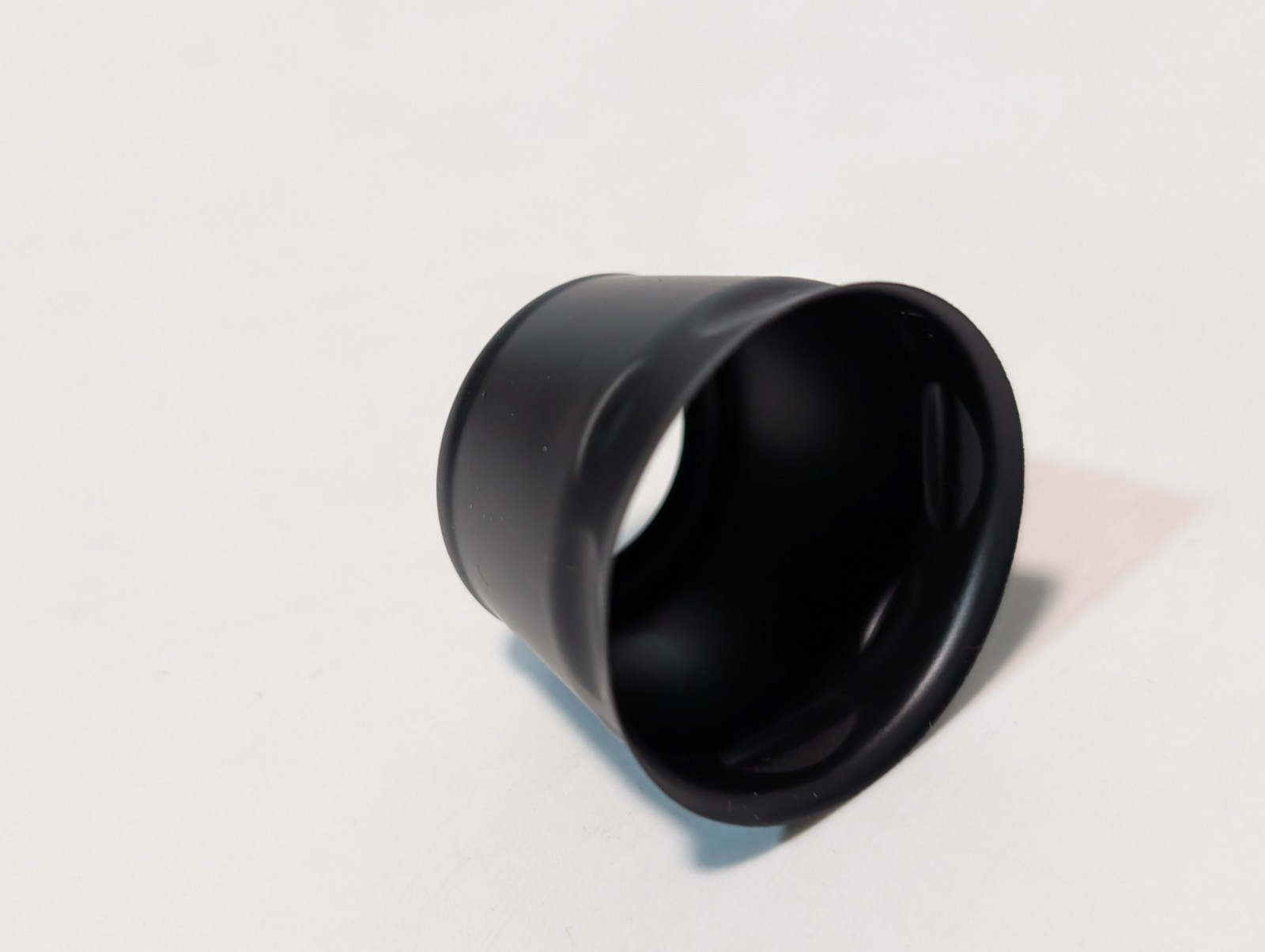 Lot of 64: Unbranded plastic disposable eyecups for microscope eyepiece, black