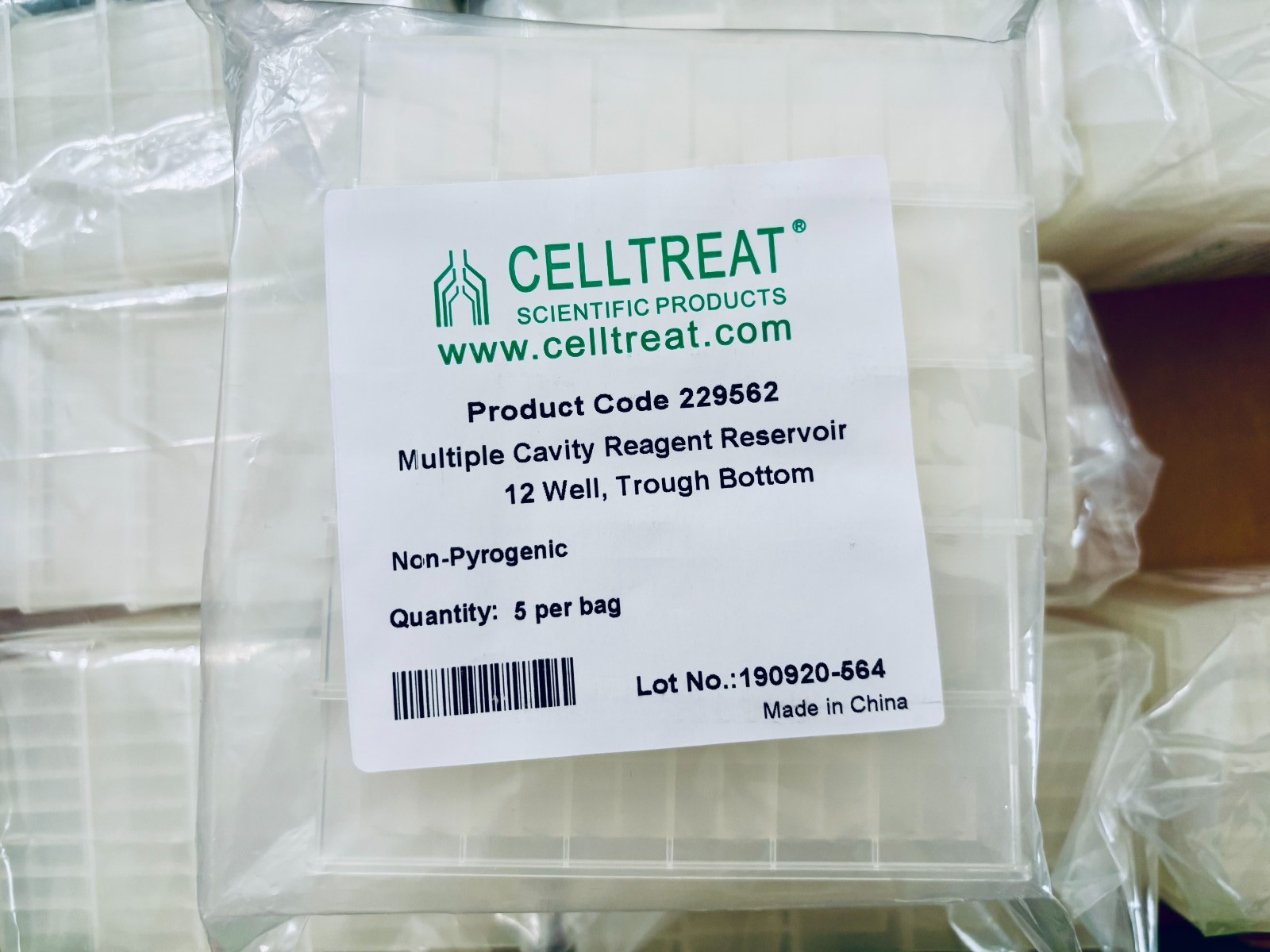 ( 9 ) Celltreat Multiple Cavity Reagent Reservoir 12 Well Trough Bottom 229562
