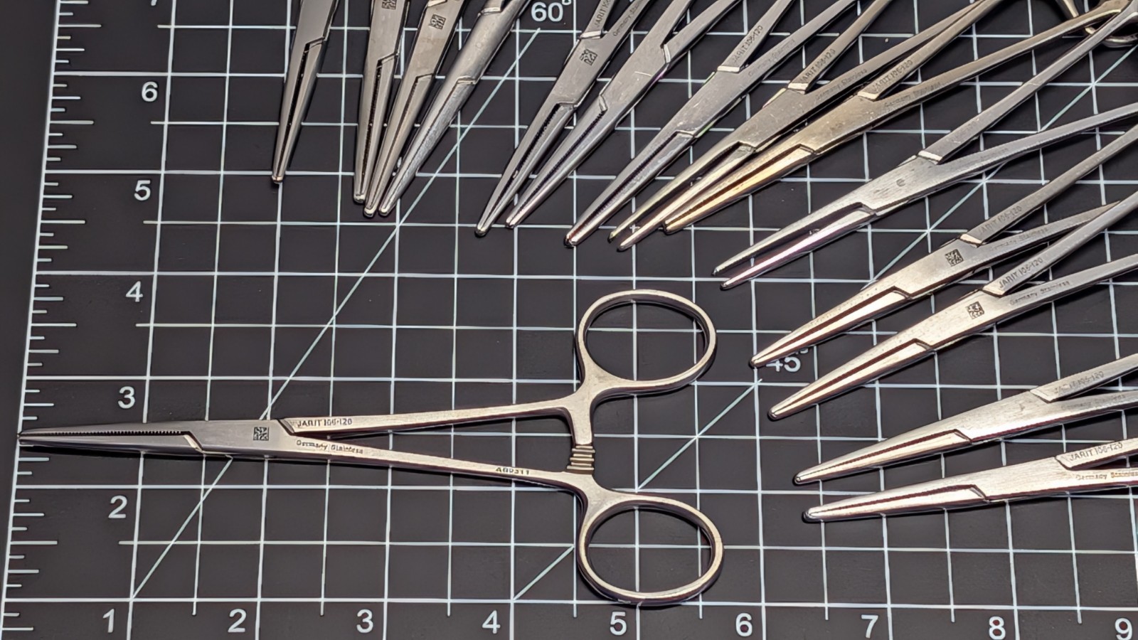 Integra Jarit 106-120 Crile Artery Forceps, Straight 5-3/4″ surgical codman