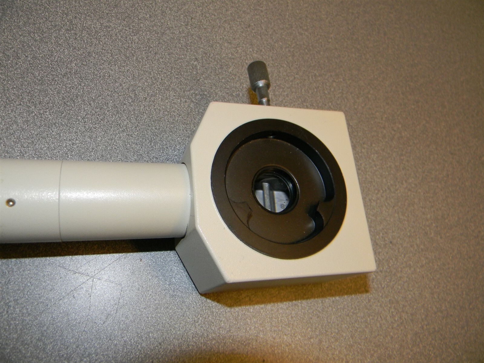 Olympus Teaching Unit W Arrow (6 Volt 10 Watt Lamp Burned Out)