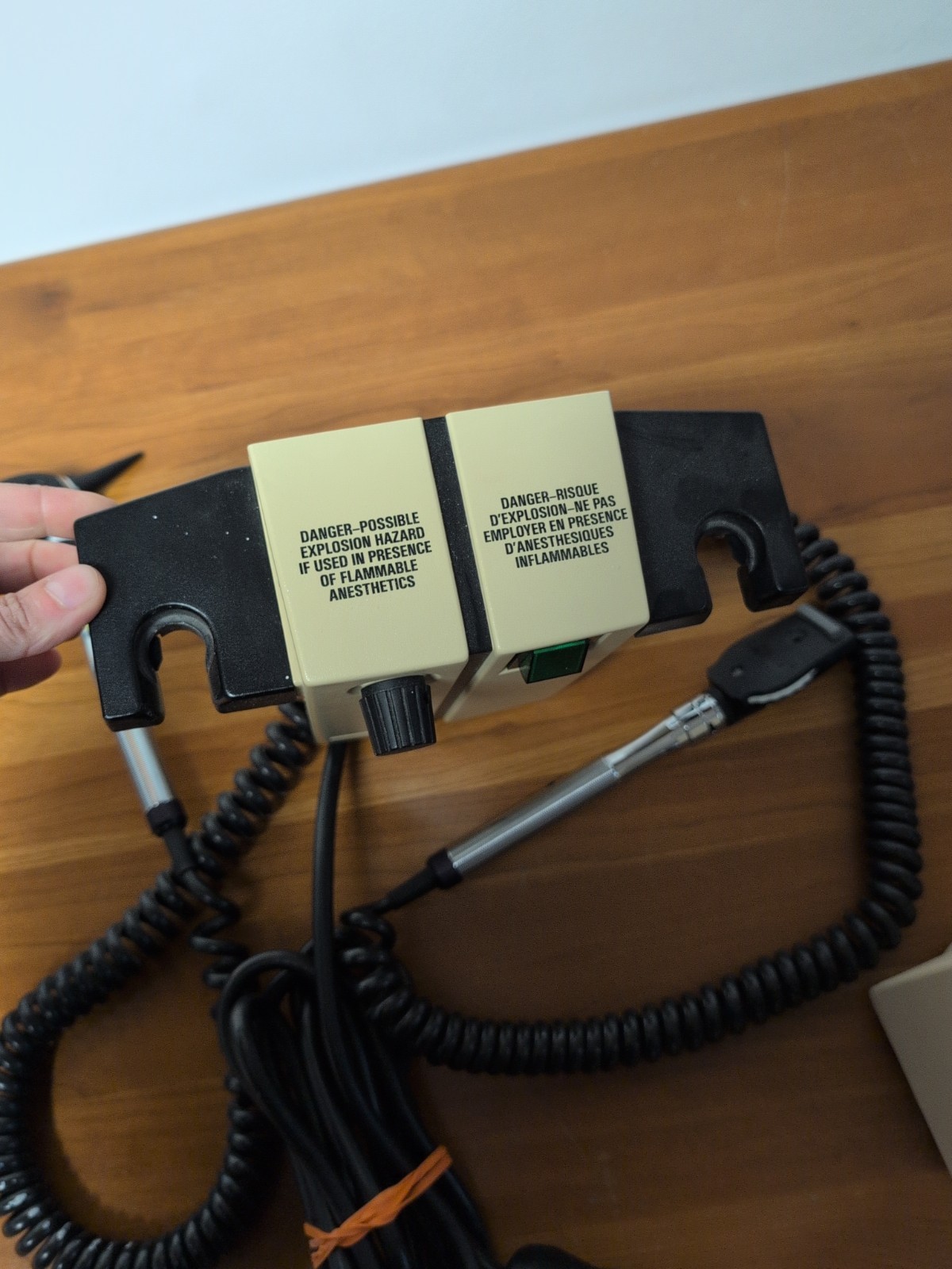 WELCH ALLYN 74710 SERIES WALL TRANSFORMER 120V-60Hz & KleenSpec Plus Dispenser