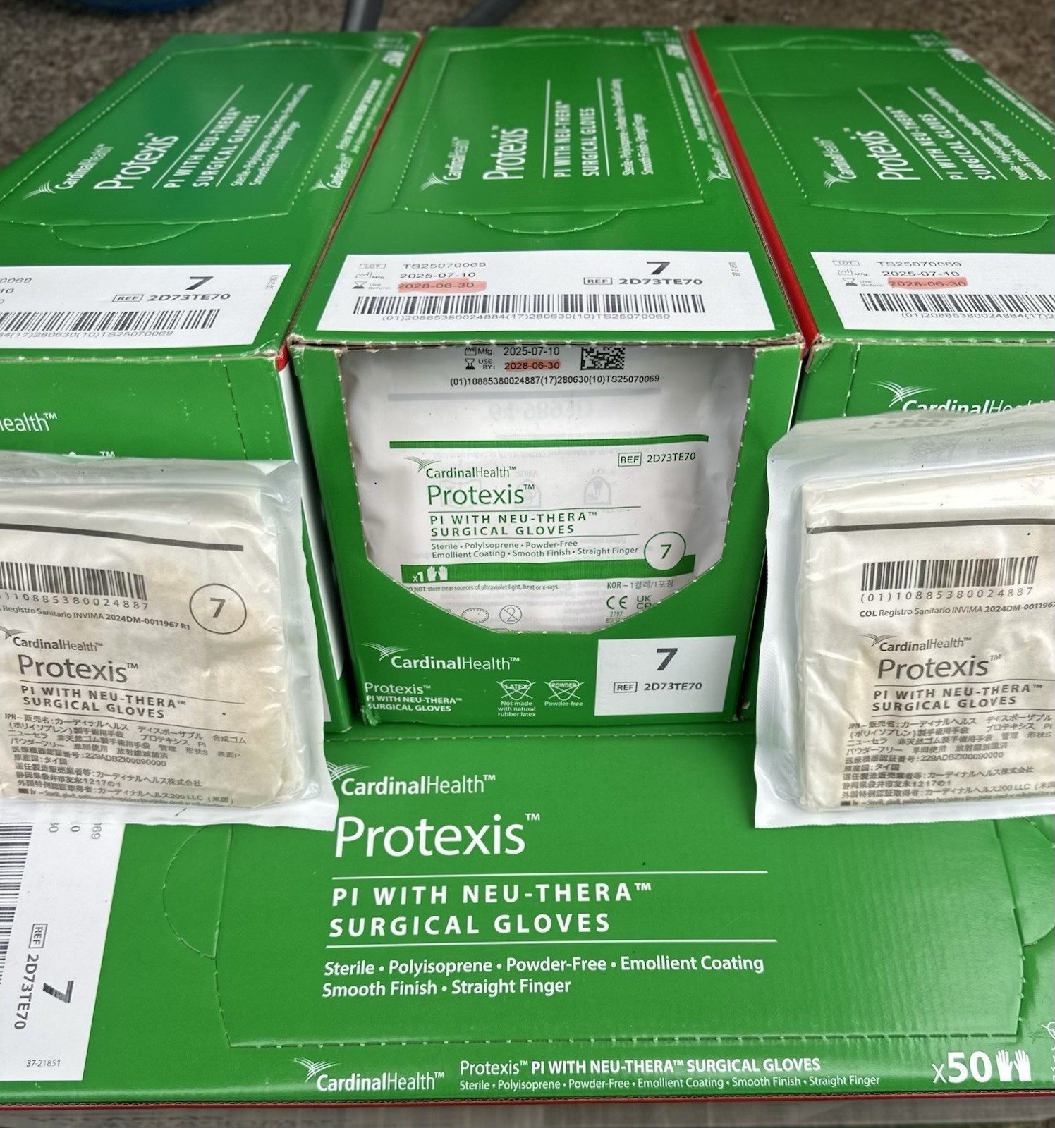 (06/30/2028) Cardinal Protexis PI Neu-Thera Gloves Sz 7 2D73TE70 4 Boxes (200ct)