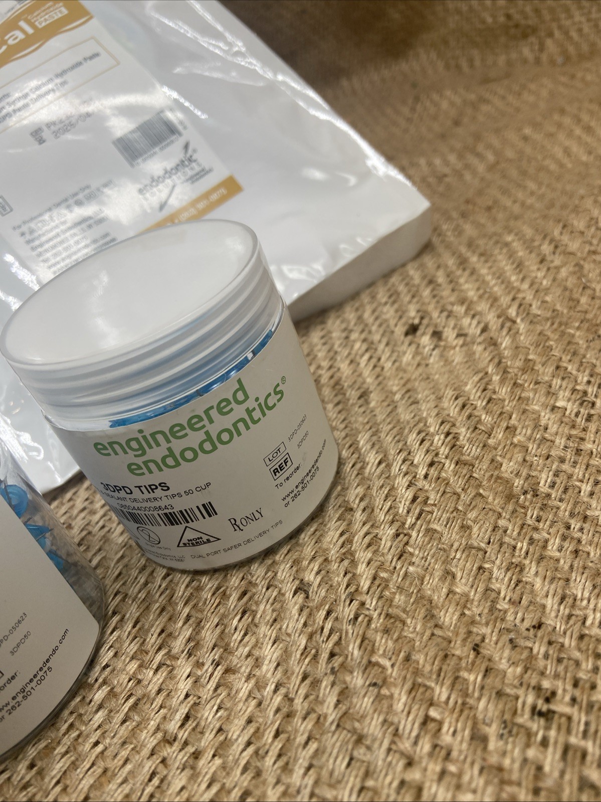 Endodontic Solutions Calcium Hydroxide Paste And Calcium Silicate Based Bc