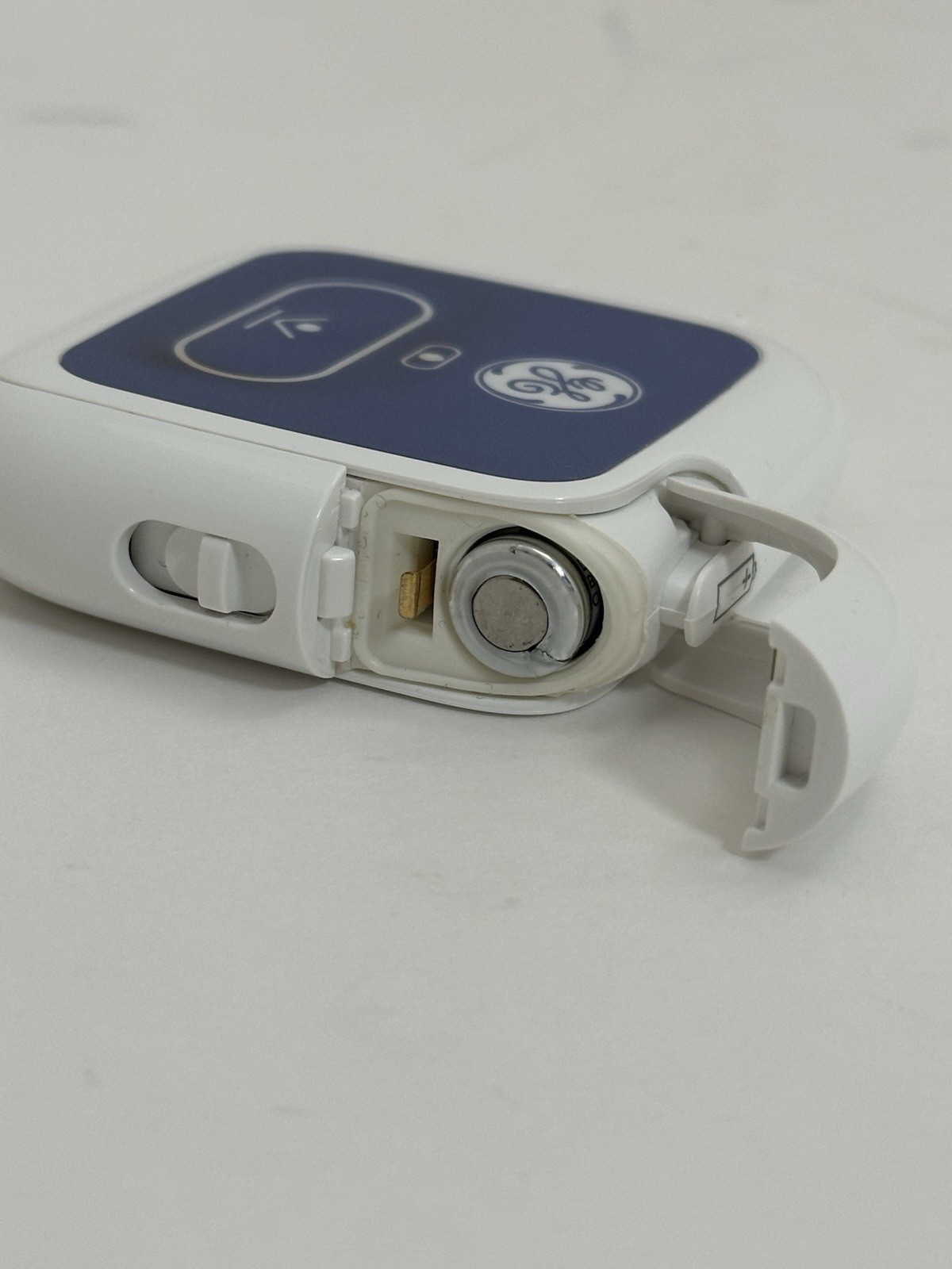 GE SEER 1000, 48 Hour Digital Holter Recorder W/ 2067634-020 7-Lead Snap Cable