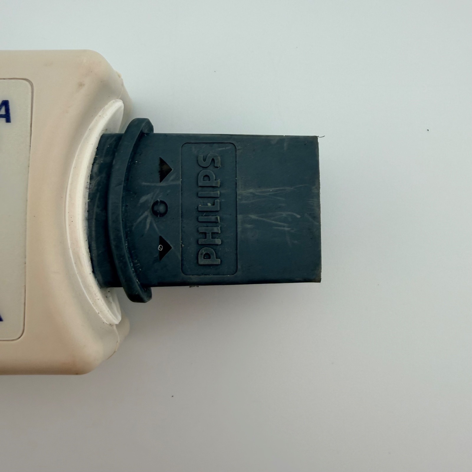 Philips Healthcare M3725A Plug Style Test Load 50 Ohm as shown