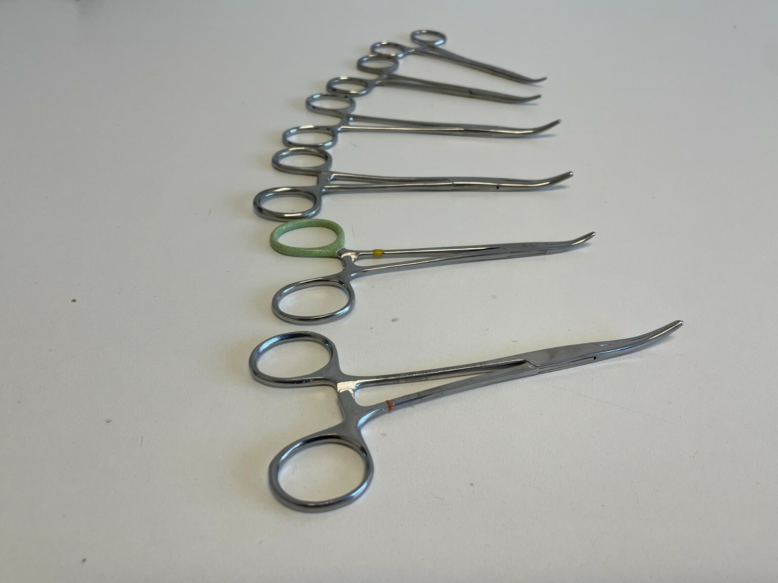 AA7: Lot of 13 Surgical Unbranded Instruments – See pics