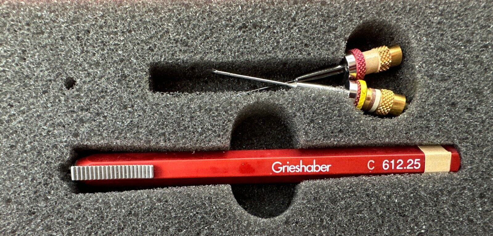 Grieshaber Vertical Scissors Ref: C 612.25 Ophthalmology