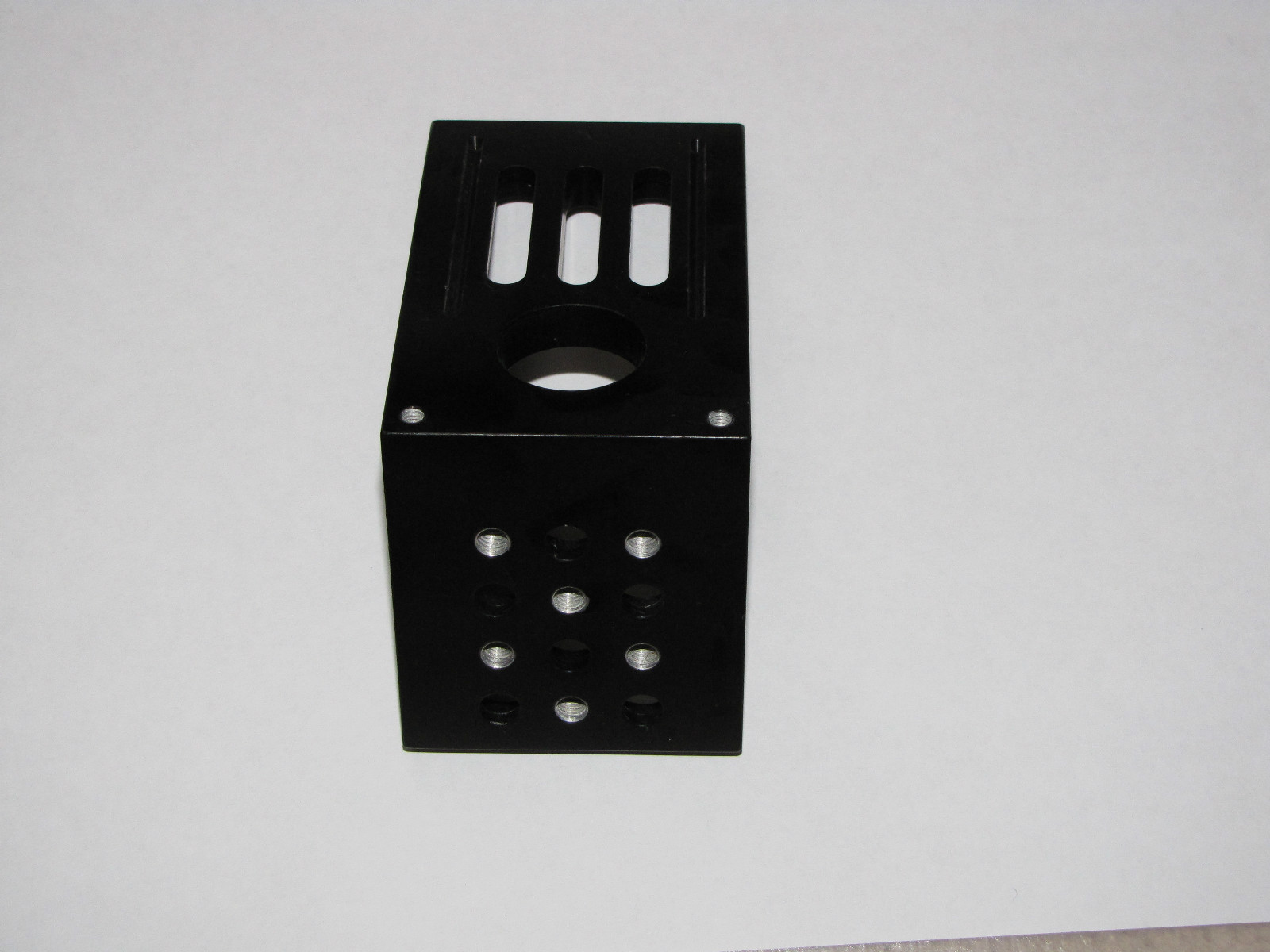 Angle Bracket 90 degree 360-90 4 x 2.5 x 2.375″