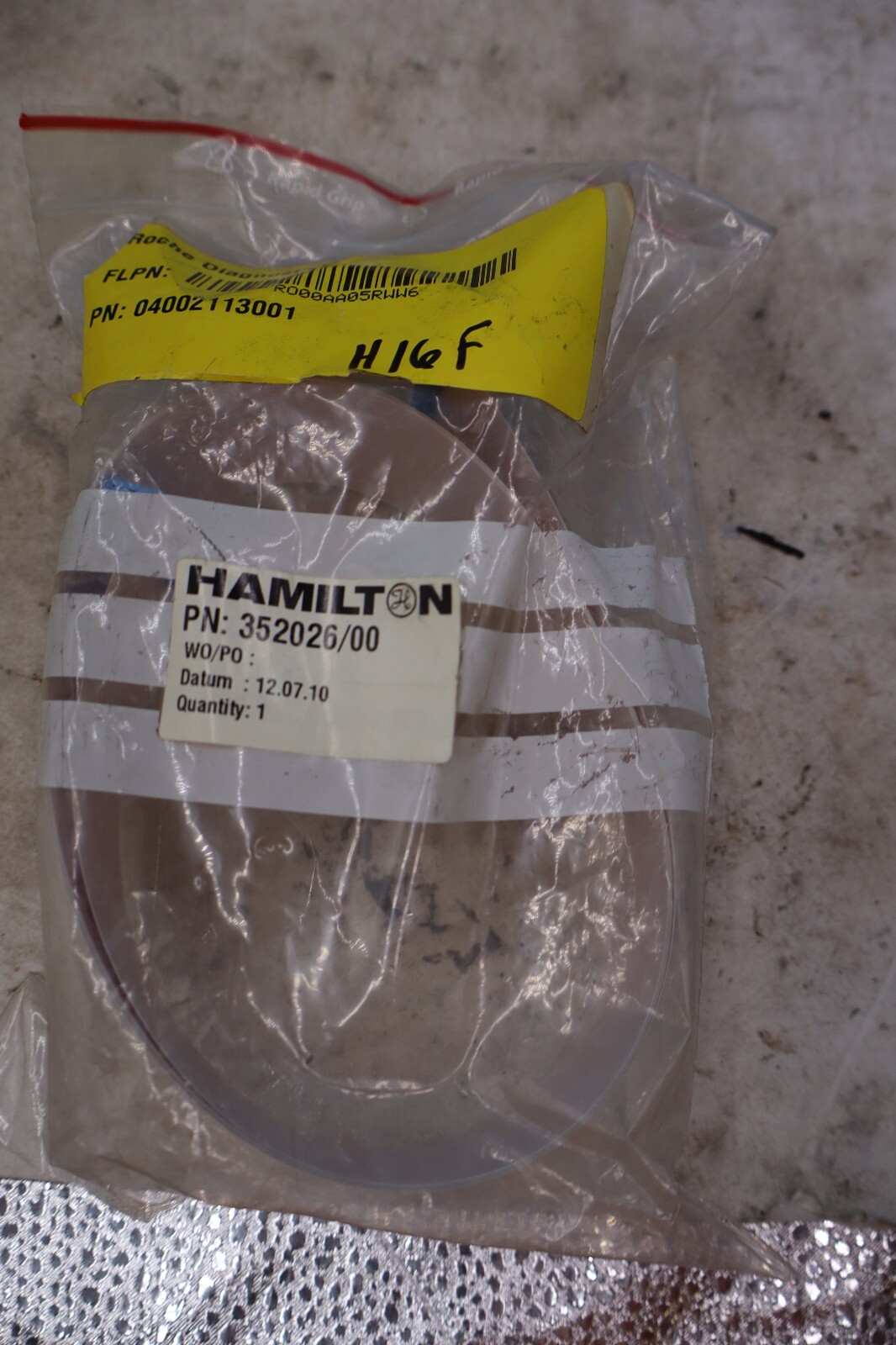 Roche Diagnostic 04002113001 Hamilton 352026/00. Unknown part?
