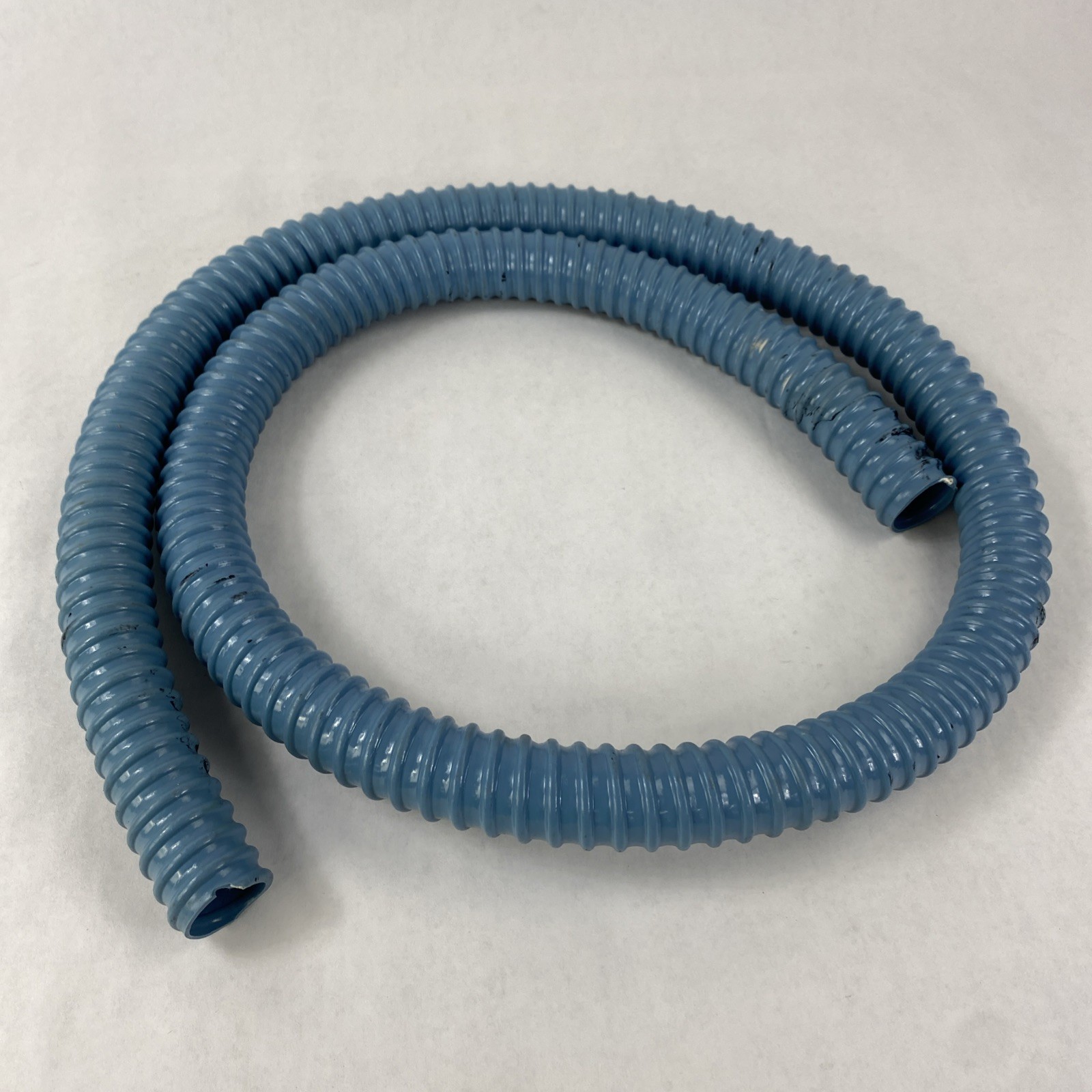 Unbranded Laboratory Duct Hose Assembly Blue 1″ ID 1.2″ OD 5ft Length