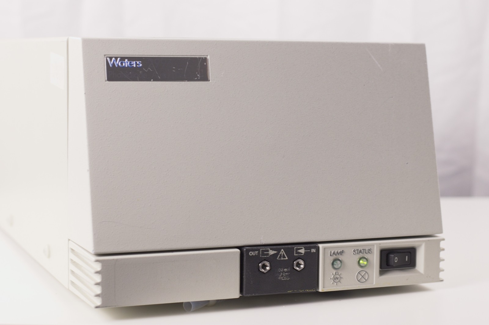Waters 2996 PDA Detector — Lamp Included, Lamp & Status Lights Flashing