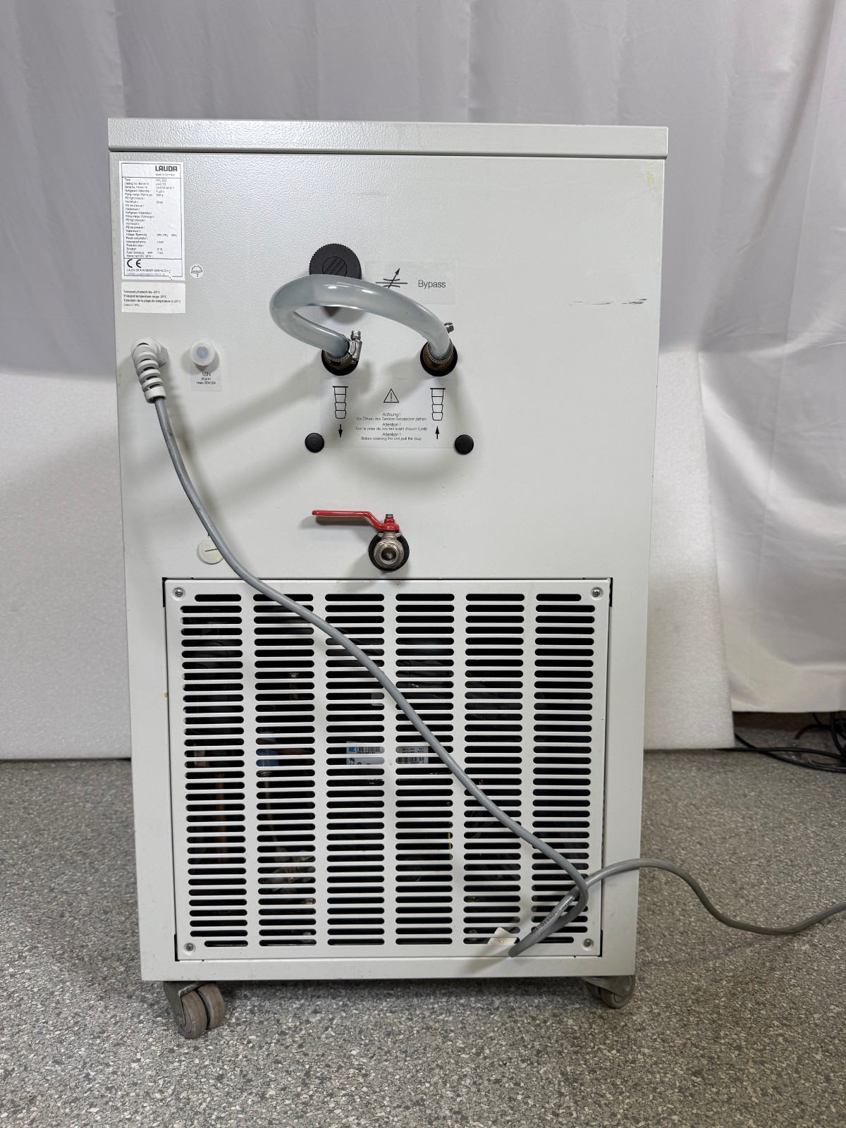 Lauda WKL 3200 Circulation Chiller -10C to 40, 3.5Kw @20°C and 1.4KW @-10°C